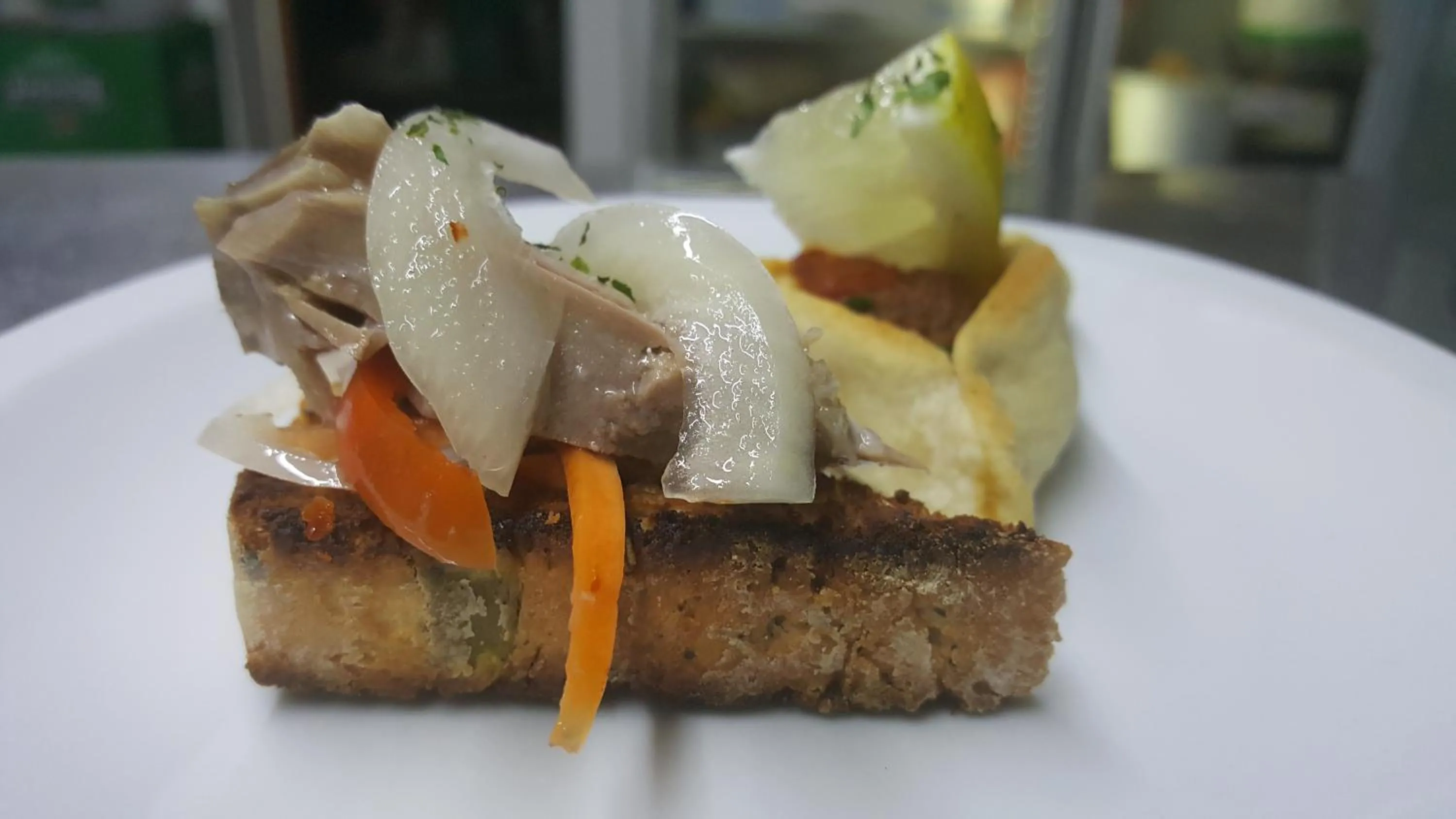 Restaurant/places to eat in Alto Verde Suite & Apart