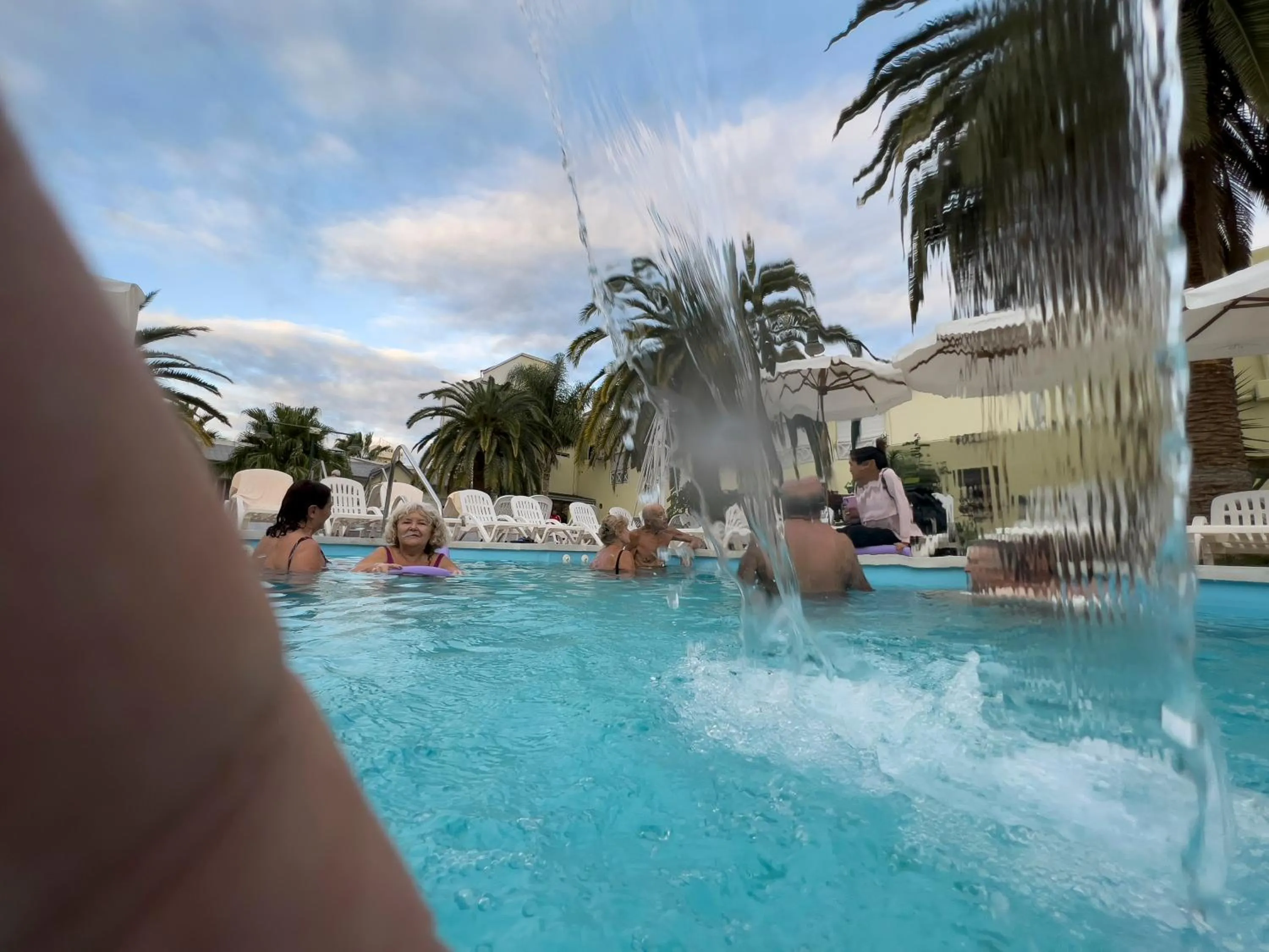 Swimming pool in Alto Verde Suite & Apart