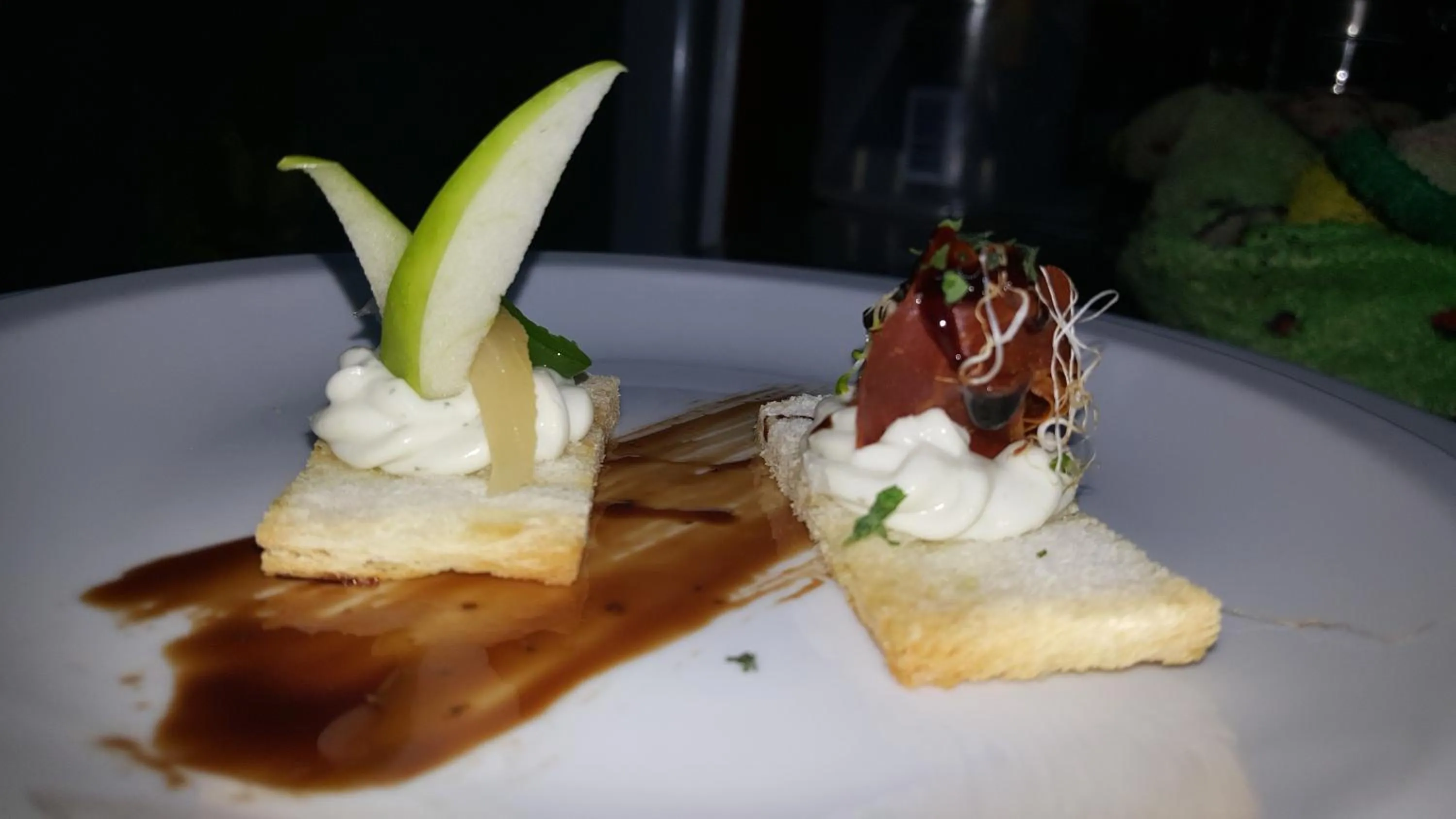 Restaurant/places to eat in Alto Verde Suite & Apart