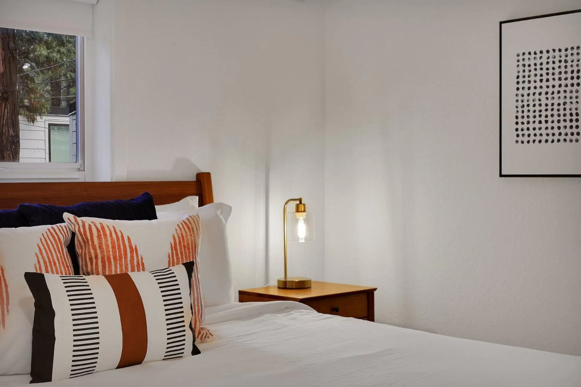 Bed in Cave Springs Resort