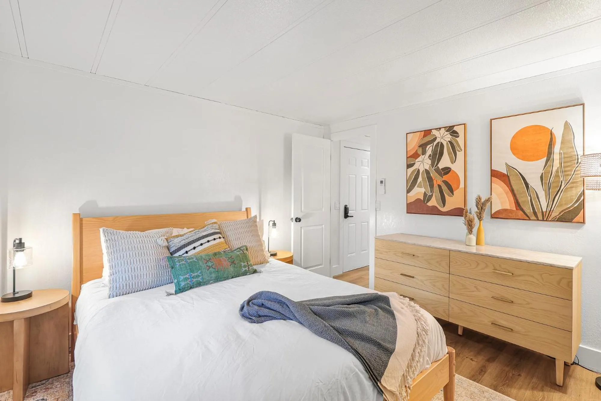 Bed in Cave Springs Resort