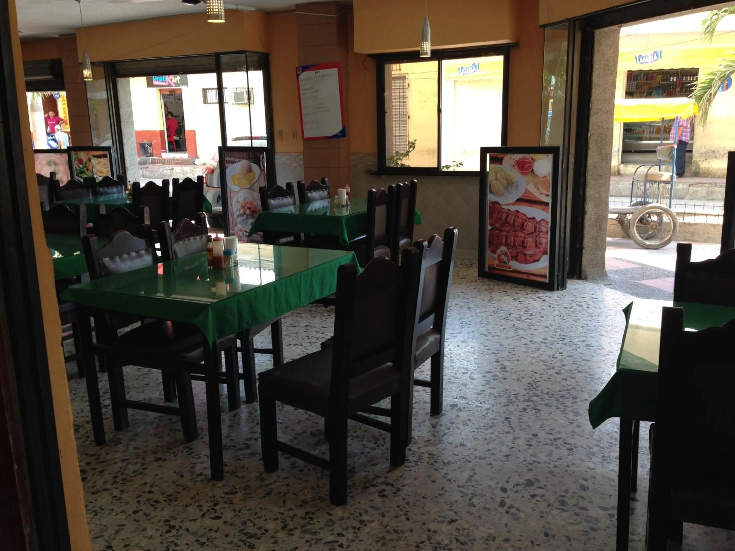 Hotel El Diamante CA