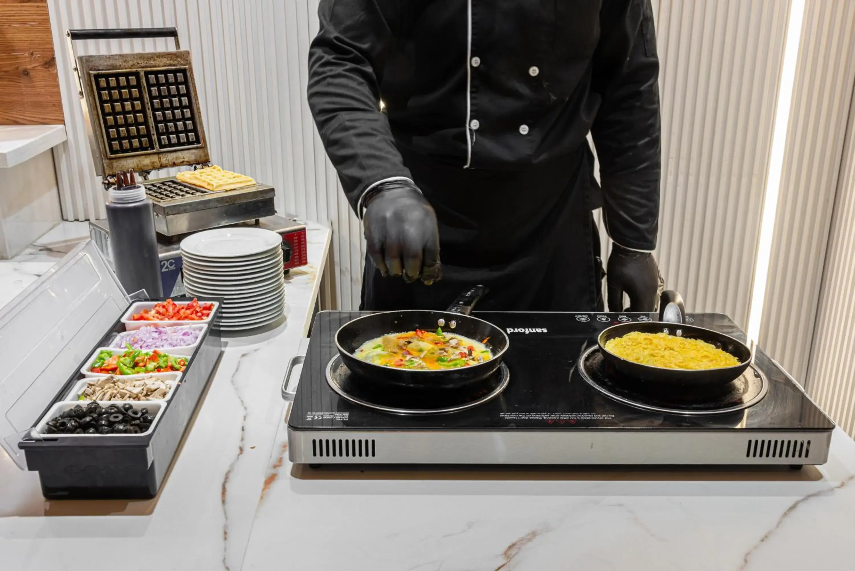 Restaurant/places to eat in Ross Hotel Restaurant/places to eat in Ross Hotel