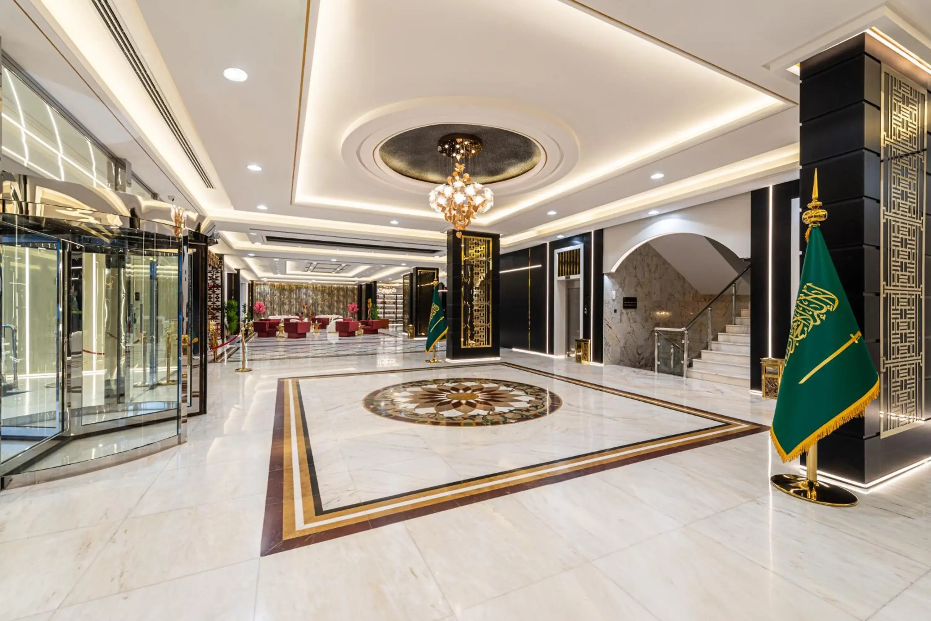 Property building in Ross Hotel Property building in Ross Hotel