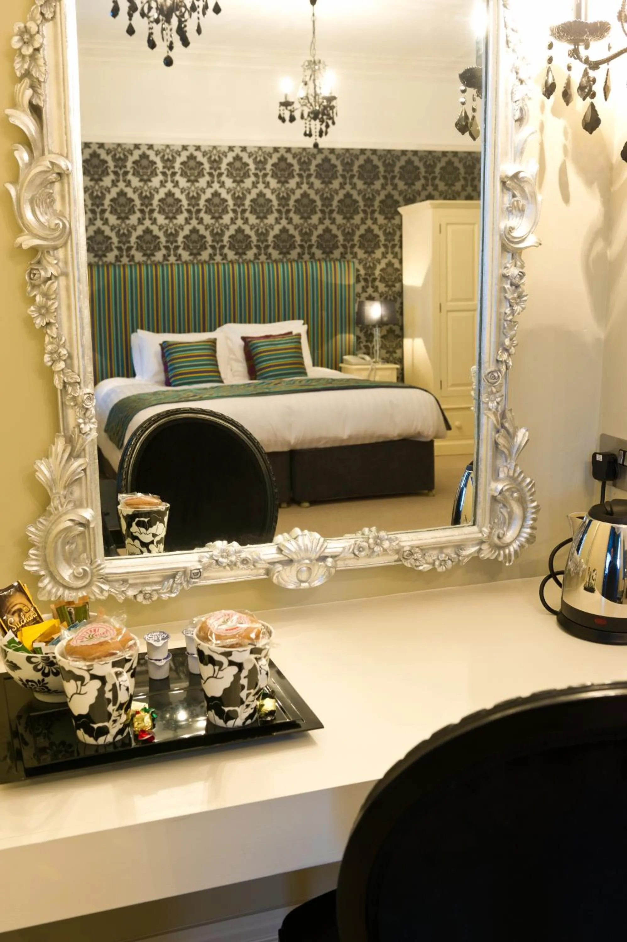 Bedroom, Bed in The Grafton