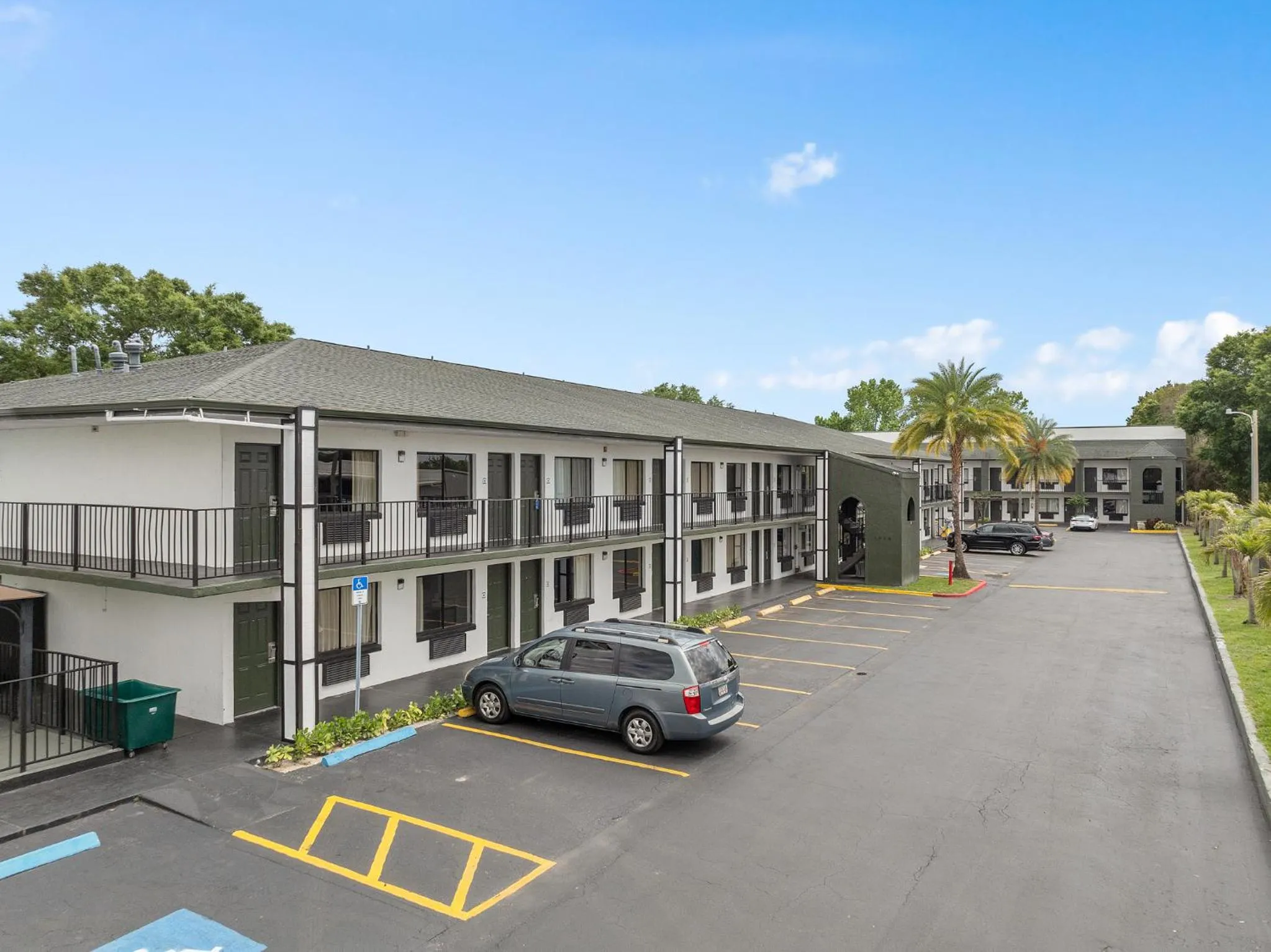 Property building in Baymont by Wyndham Orlando Downtown