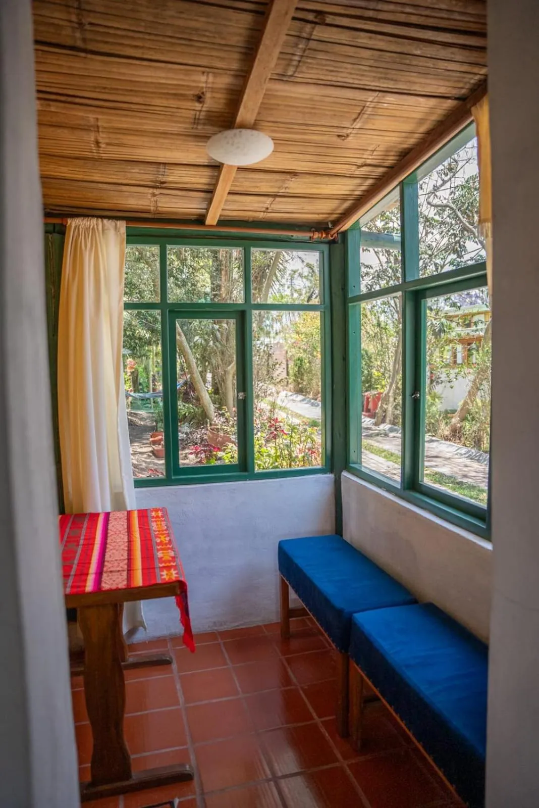 Living room in Hostería Colibri Aeropuerto