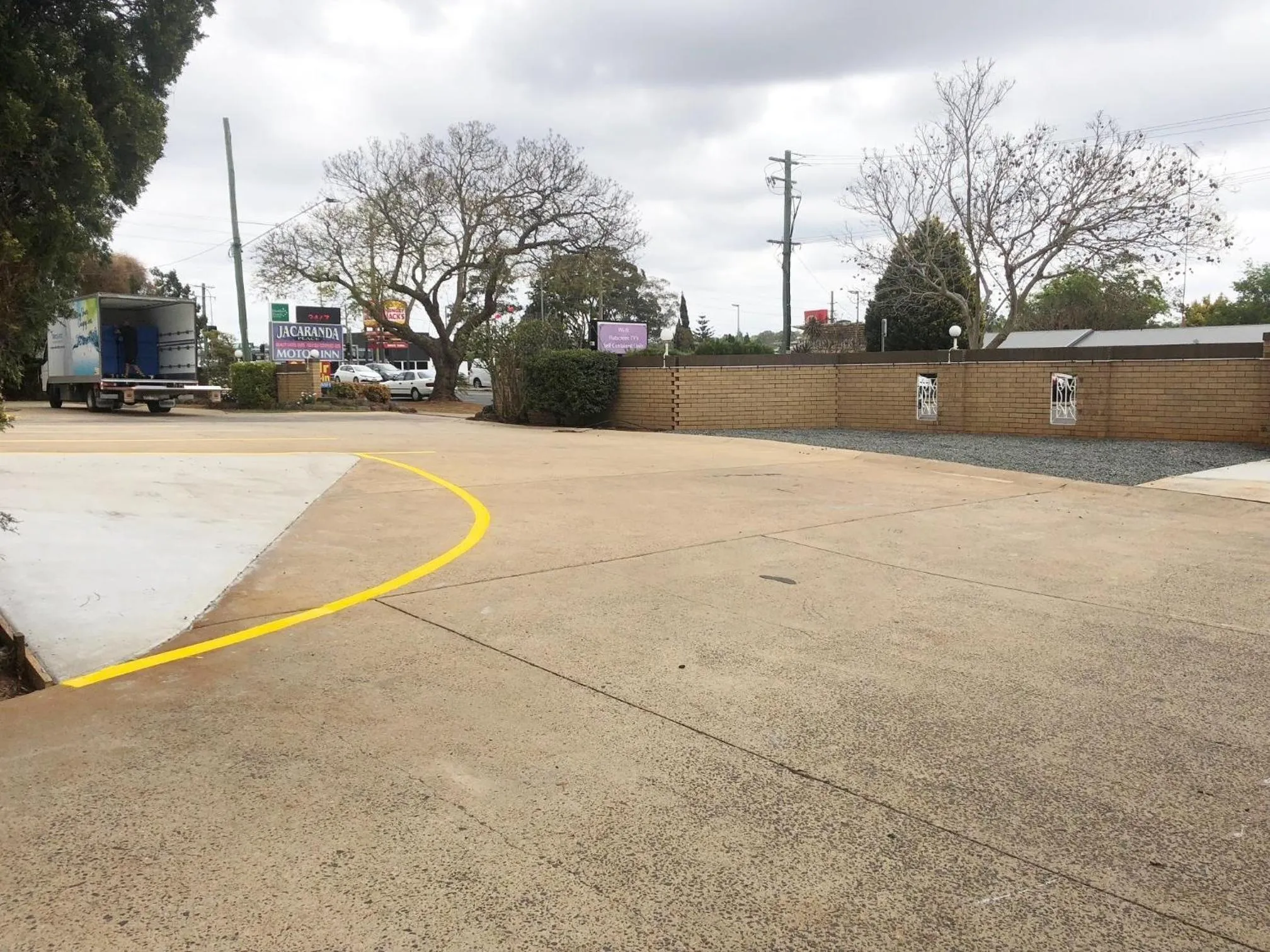 Jacaranda Place Motor Inn