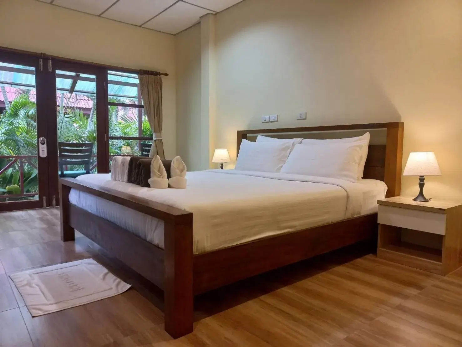 Bed in Chaweng Bliss Bungalow Bed in Chaweng Bliss Bungalow