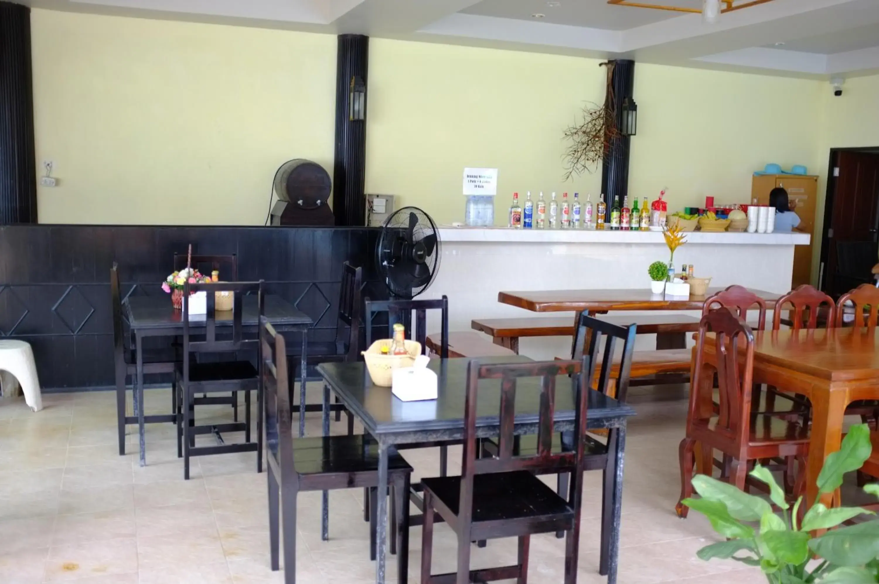 Restaurant/places to eat in Chaweng Bliss Bungalow Restaurant/places to eat in Chaweng Bliss Bungalow