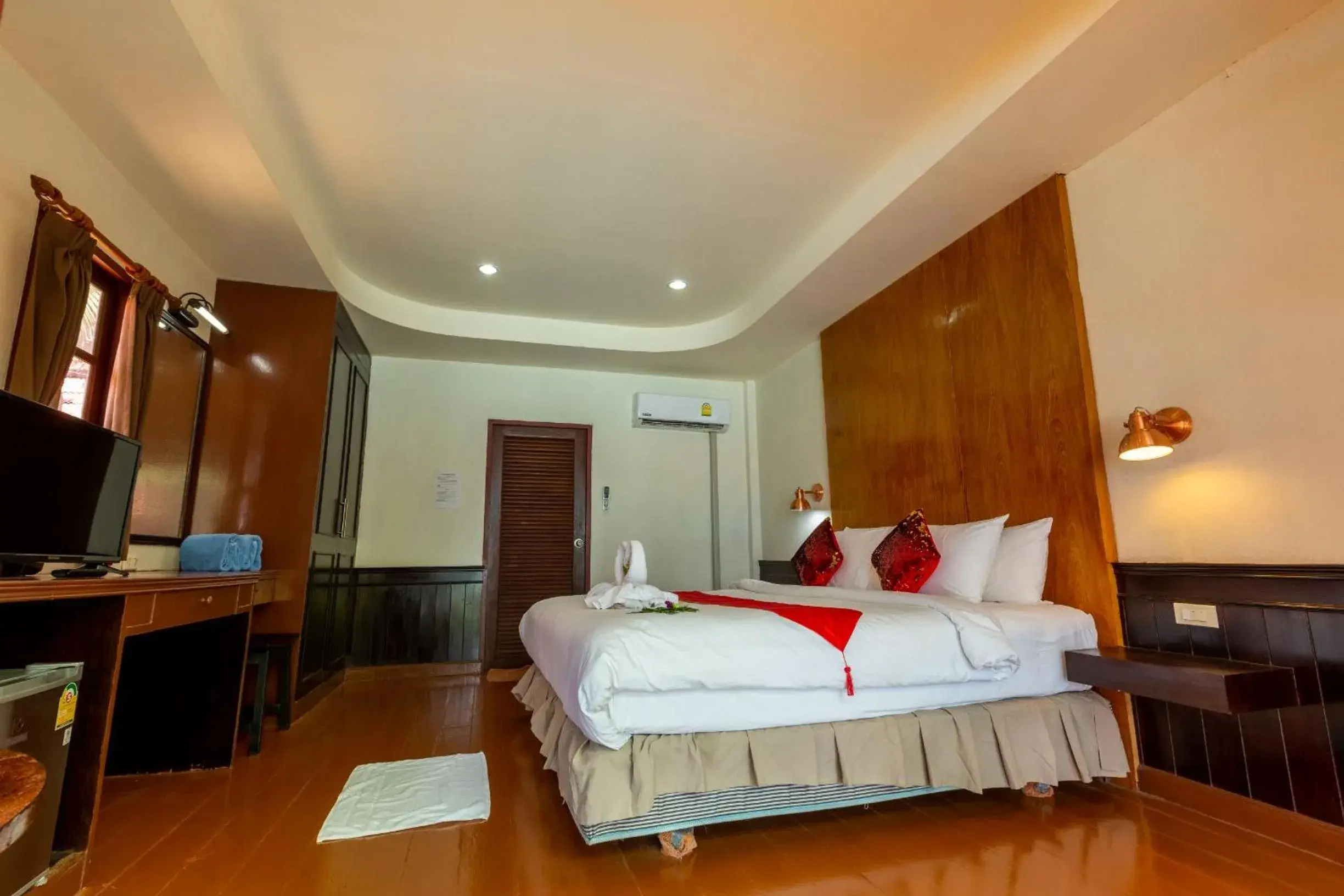 Bed in Chaweng Bliss Bungalow Bed in Chaweng Bliss Bungalow