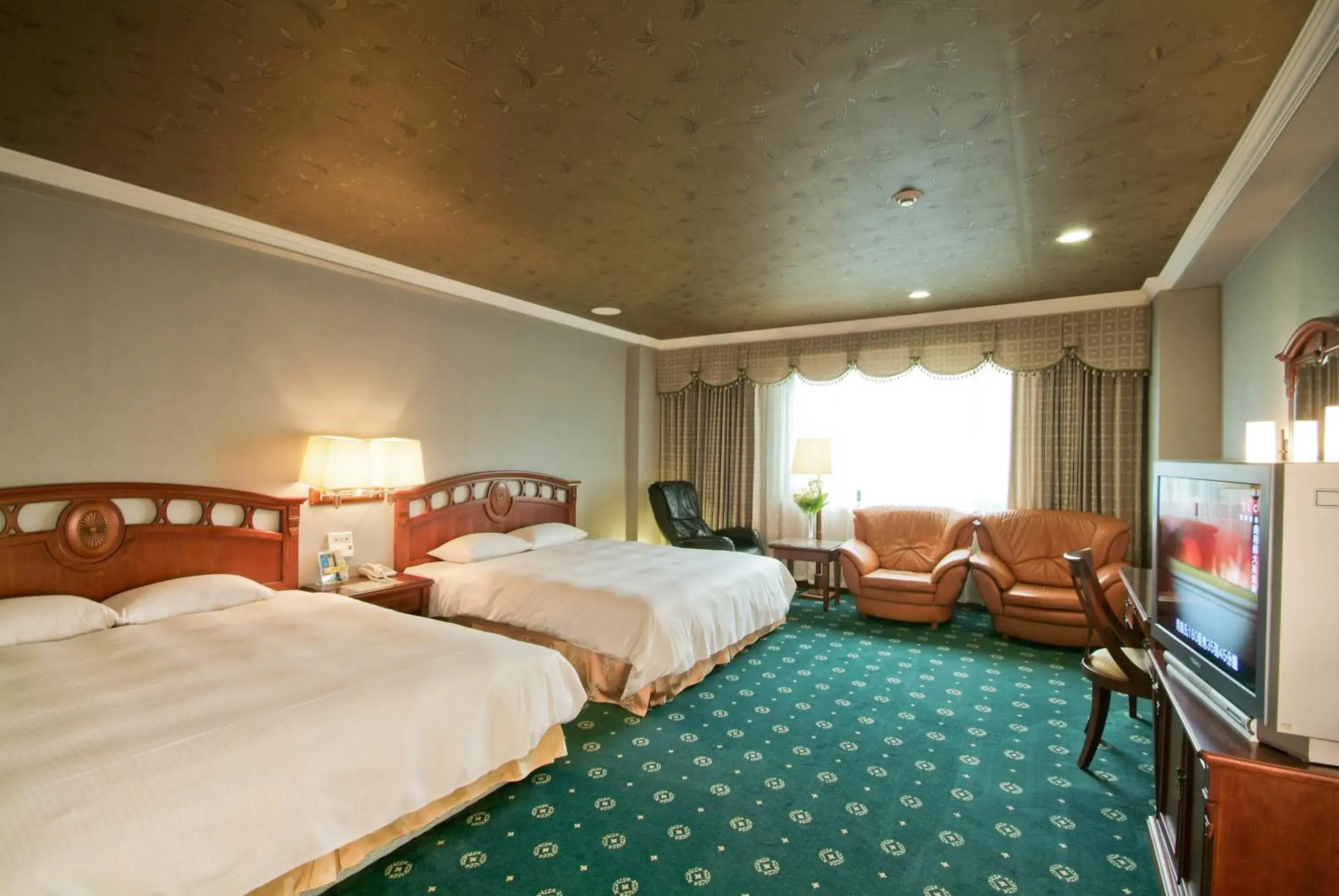 Photo of the whole room, Bed in F Hotel Tainan Photo of the whole room, Bed in F Hotel Tainan