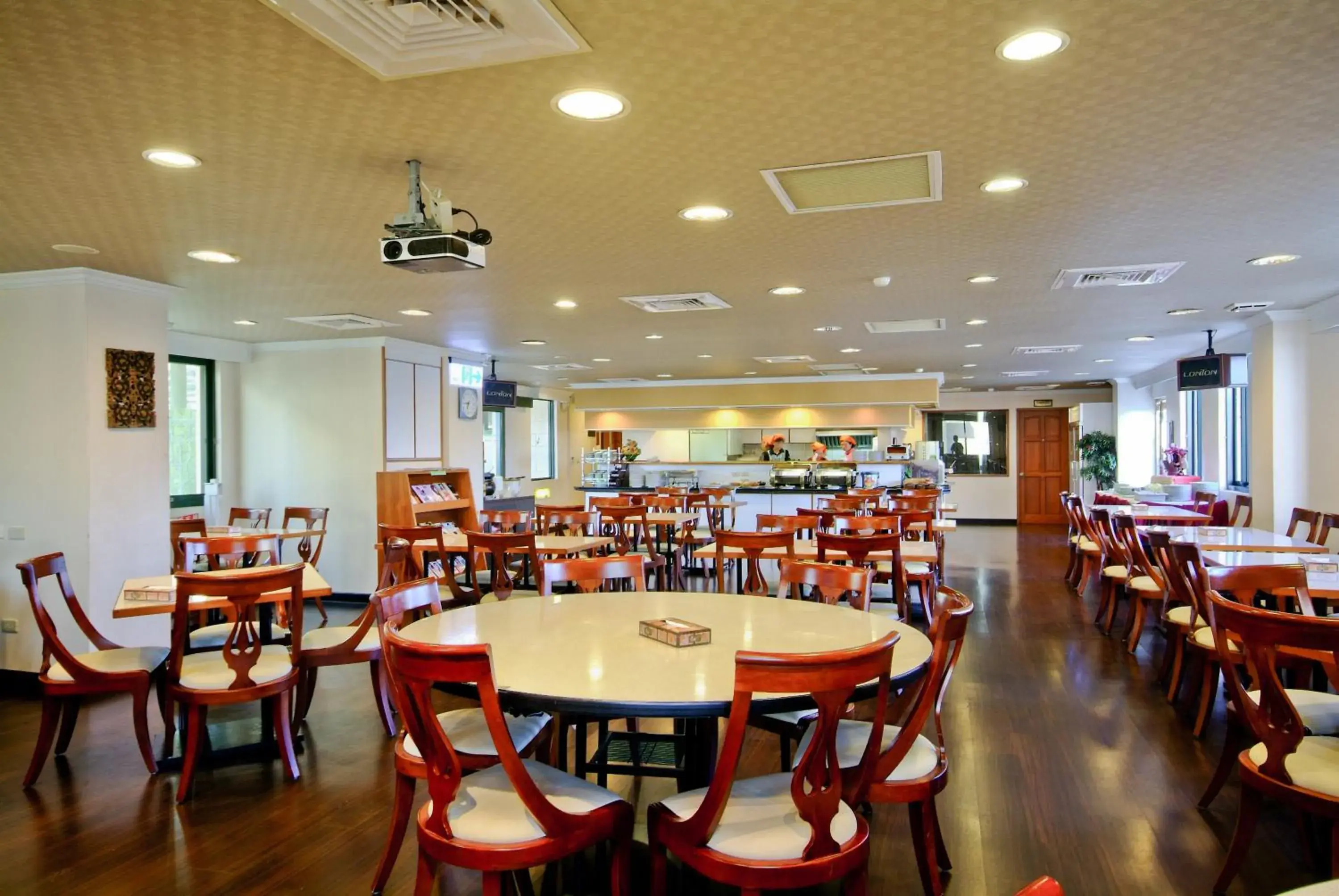 Restaurant/places to eat in F Hotel Tainan Restaurant/places to eat in F Hotel Tainan