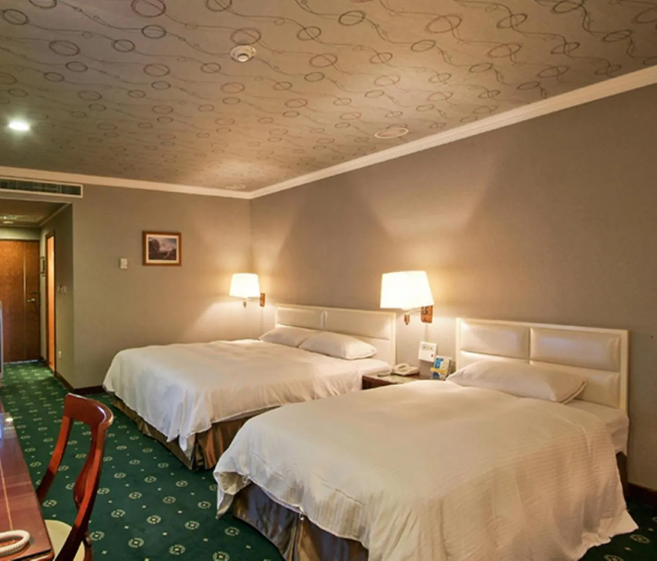 Bed in F Hotel Tainan