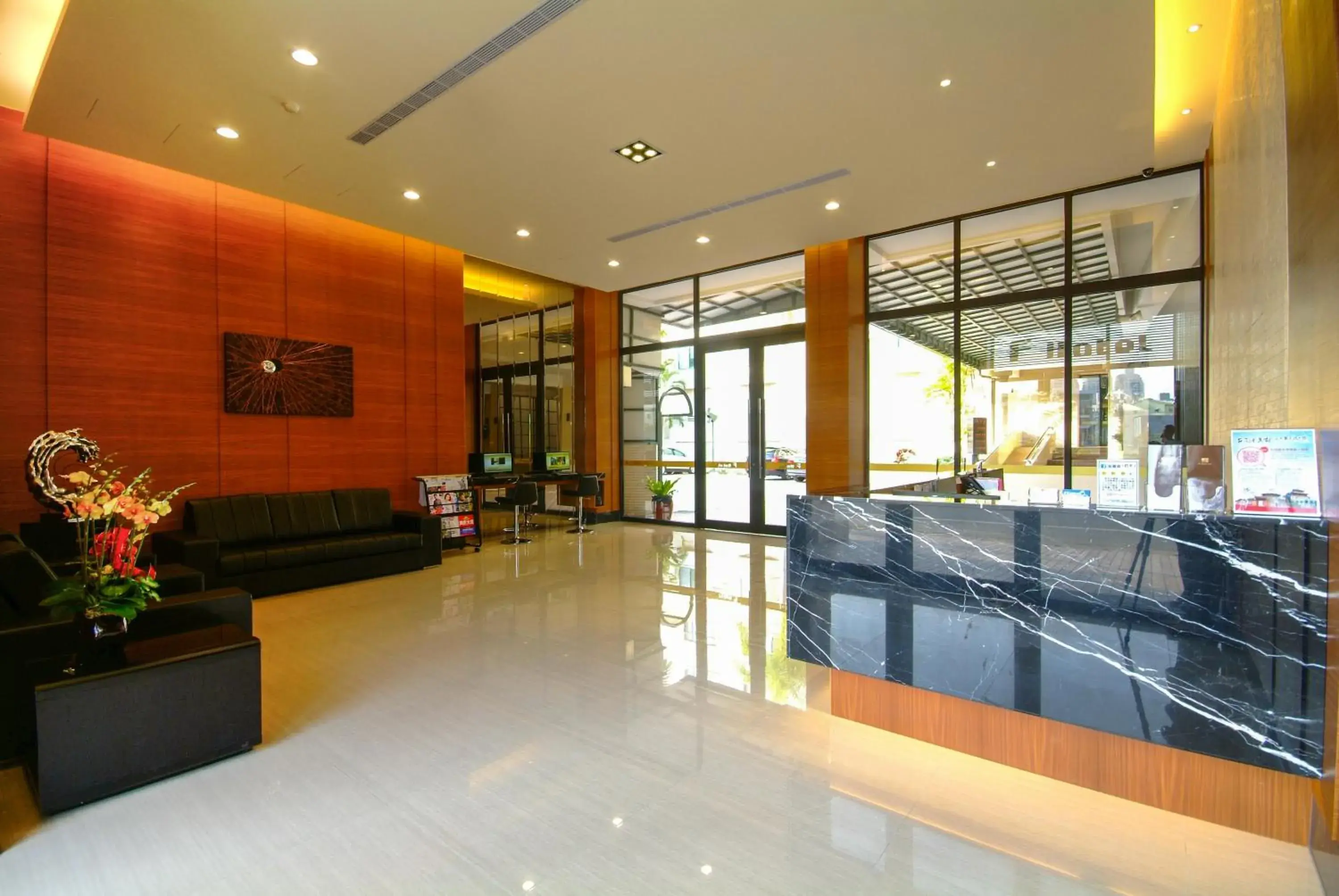 Lobby or reception in F Hotel Tainan Lobby or reception in F Hotel Tainan