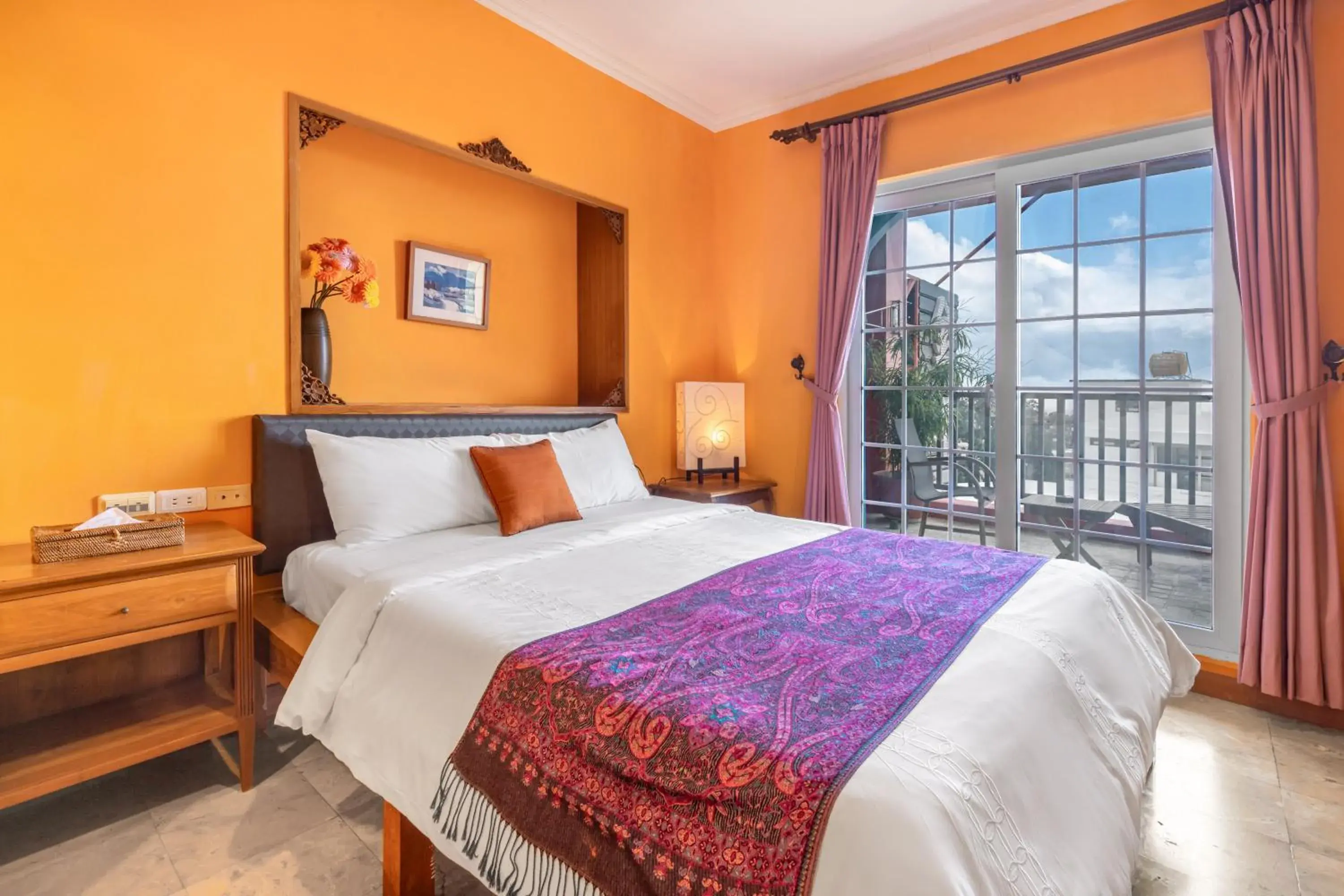 Photo of the whole room, Bed in Golden Ocean Azure Hotel Photo of the whole room, Bed in Golden Ocean Azure Hotel