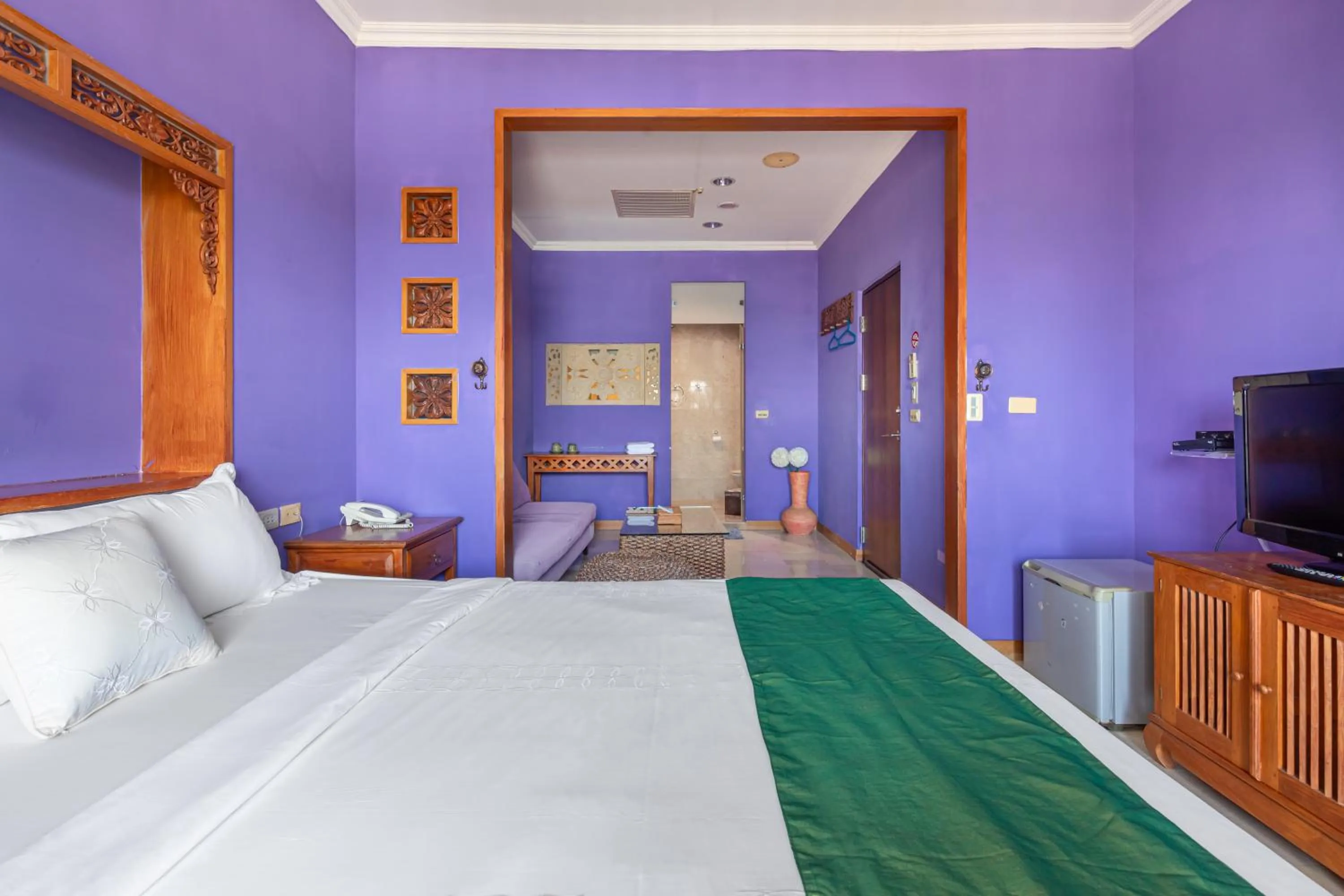 Photo of the whole room in Golden Ocean Azure Hotel