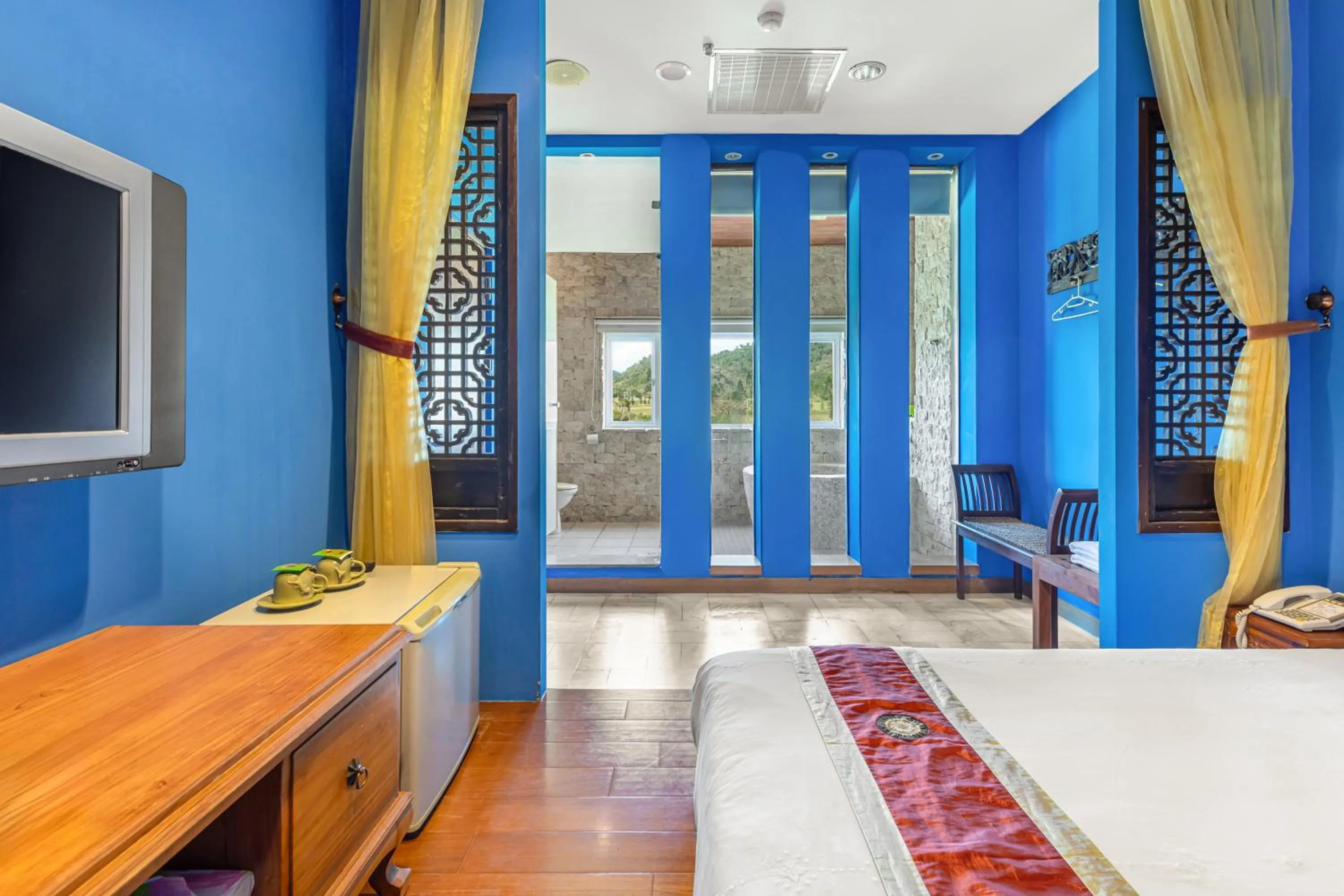 Photo of the whole room in Golden Ocean Azure Hotel