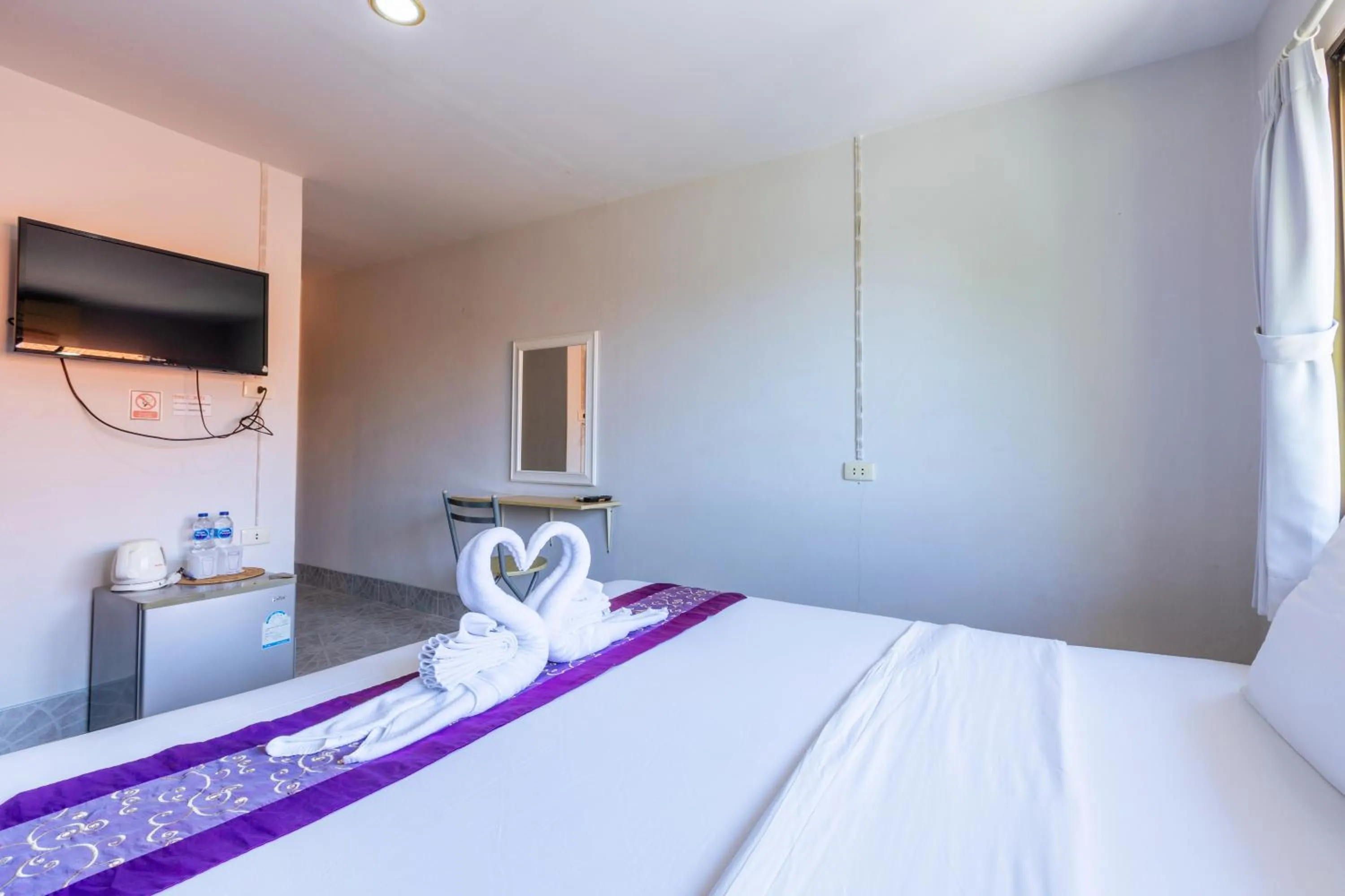 Bed in Hua Hin Star Hotel