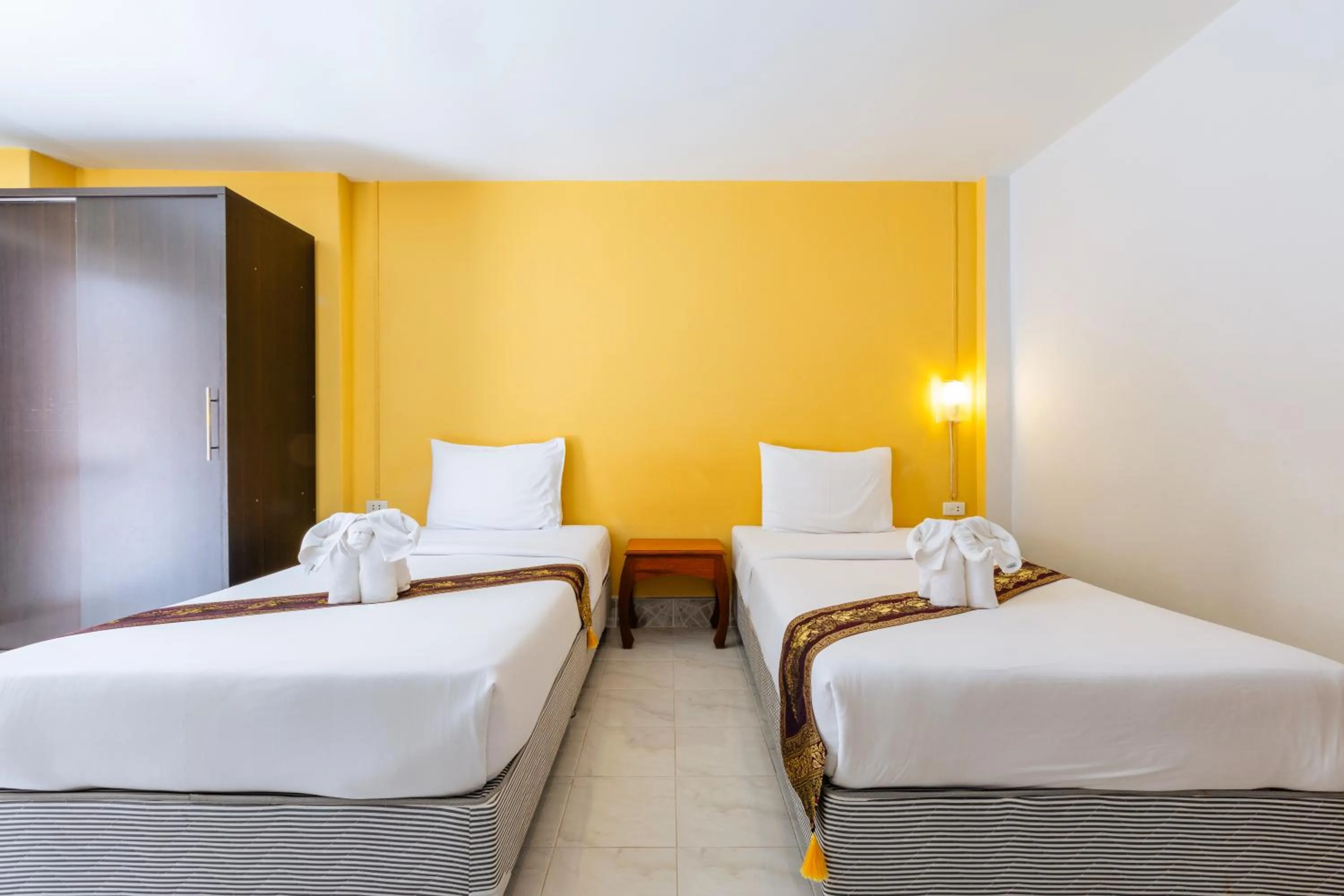 Bed in Hua Hin Star Hotel