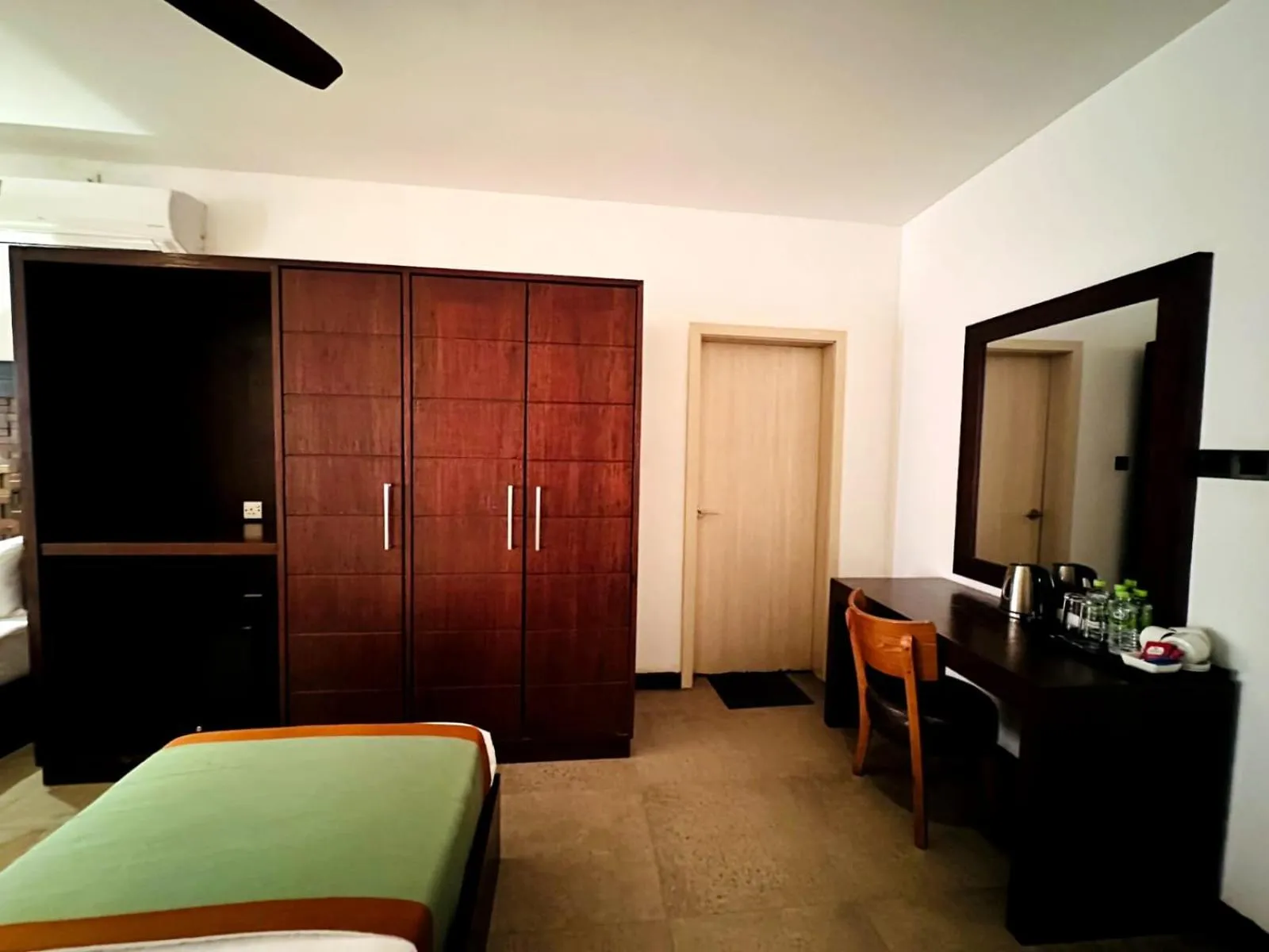 Bed in Ella Flower Garden Resort