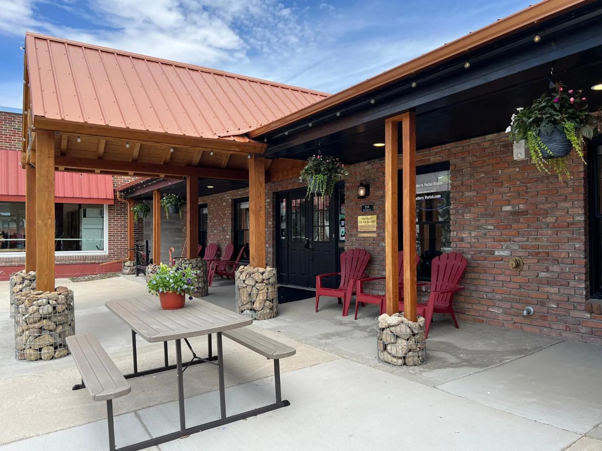 Pintler's Portal Hostel