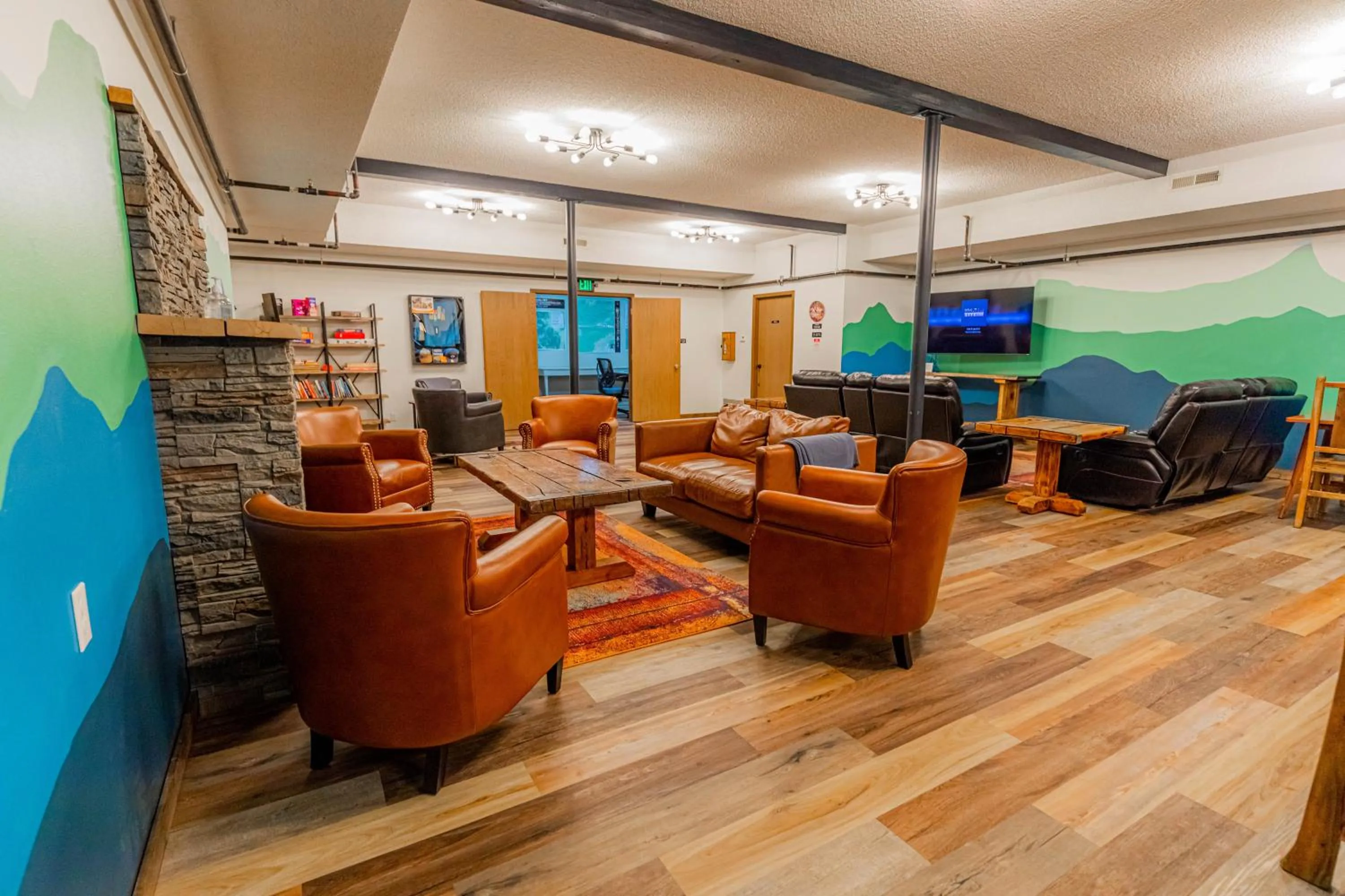 Property building in Pintler's Portal Hostel