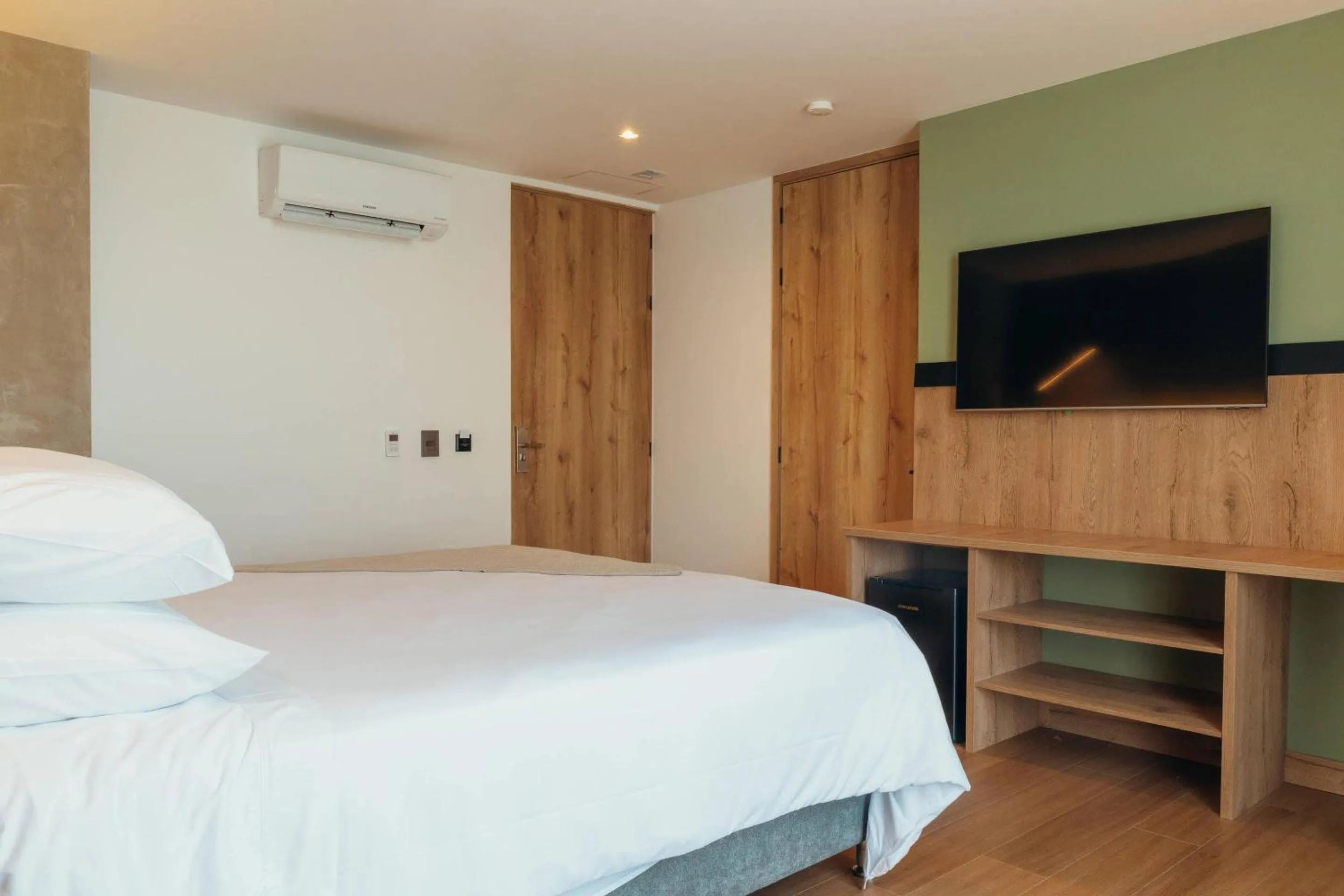 Bedroom, Bed in Faranda Collection Medellin, a Member of Radisson Individuals