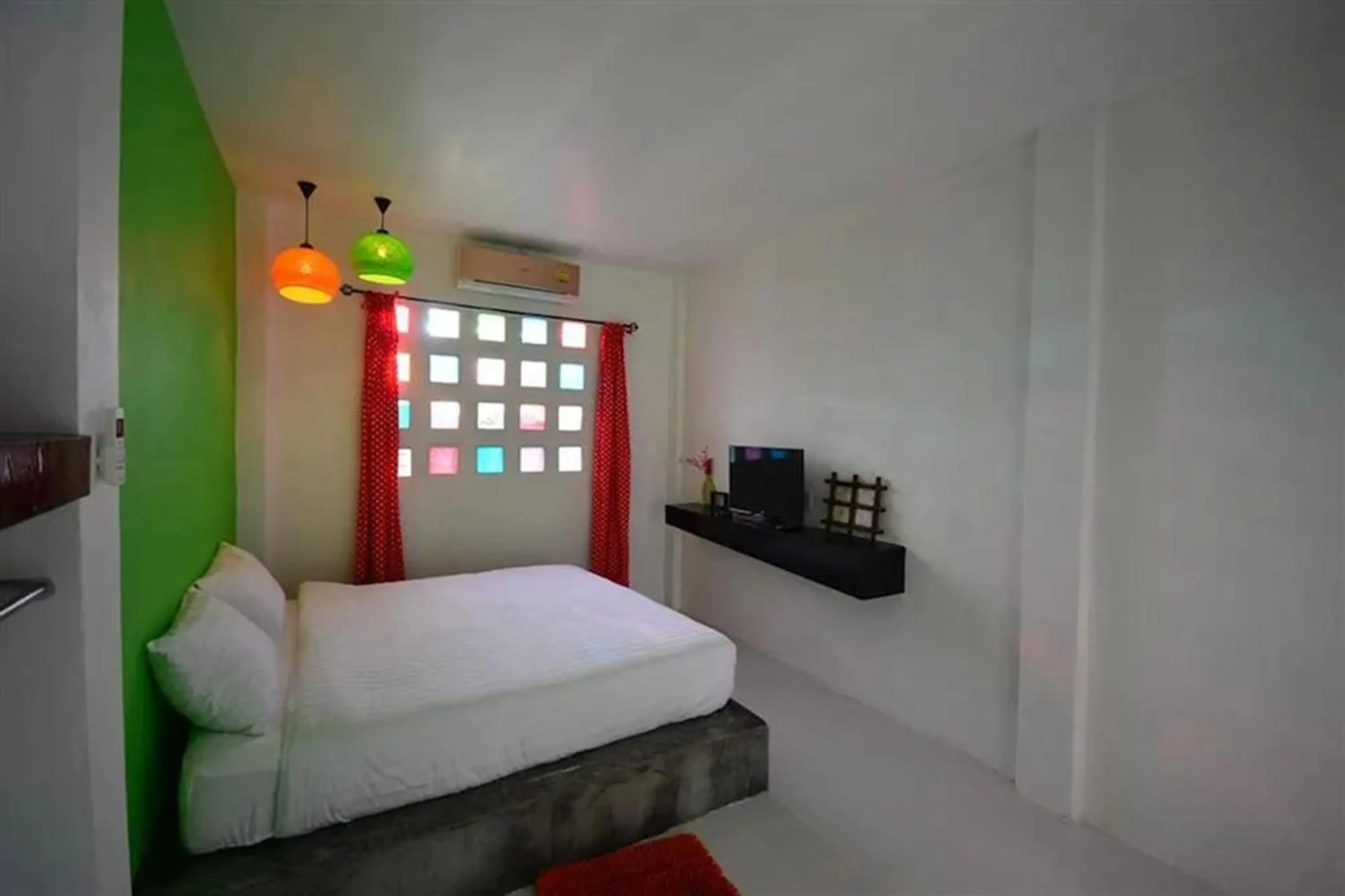 Bed in Na-Rak-O Resort