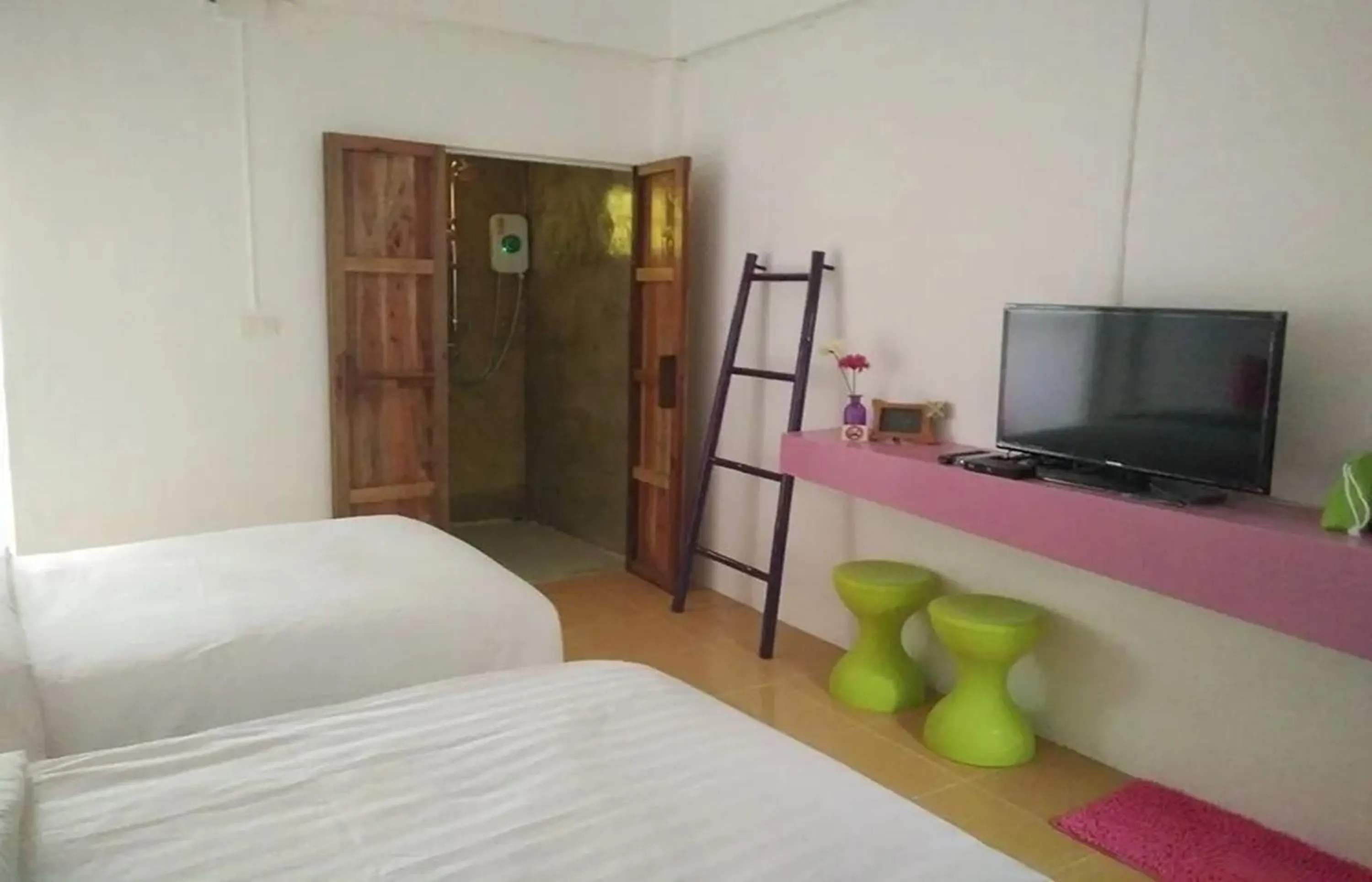 TV and multimedia, Bed in Na-Rak-O Resort