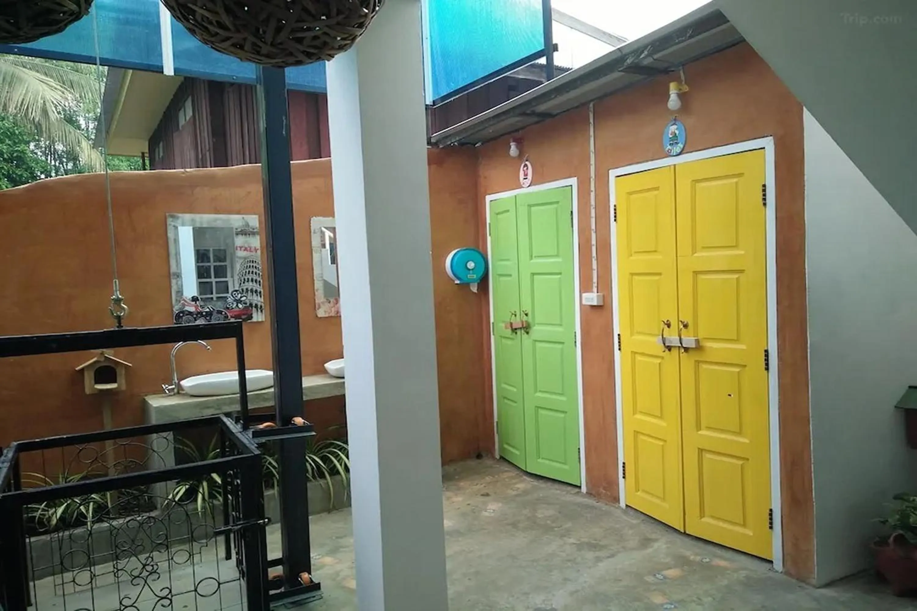 Toilet in Na-Rak-O Resort