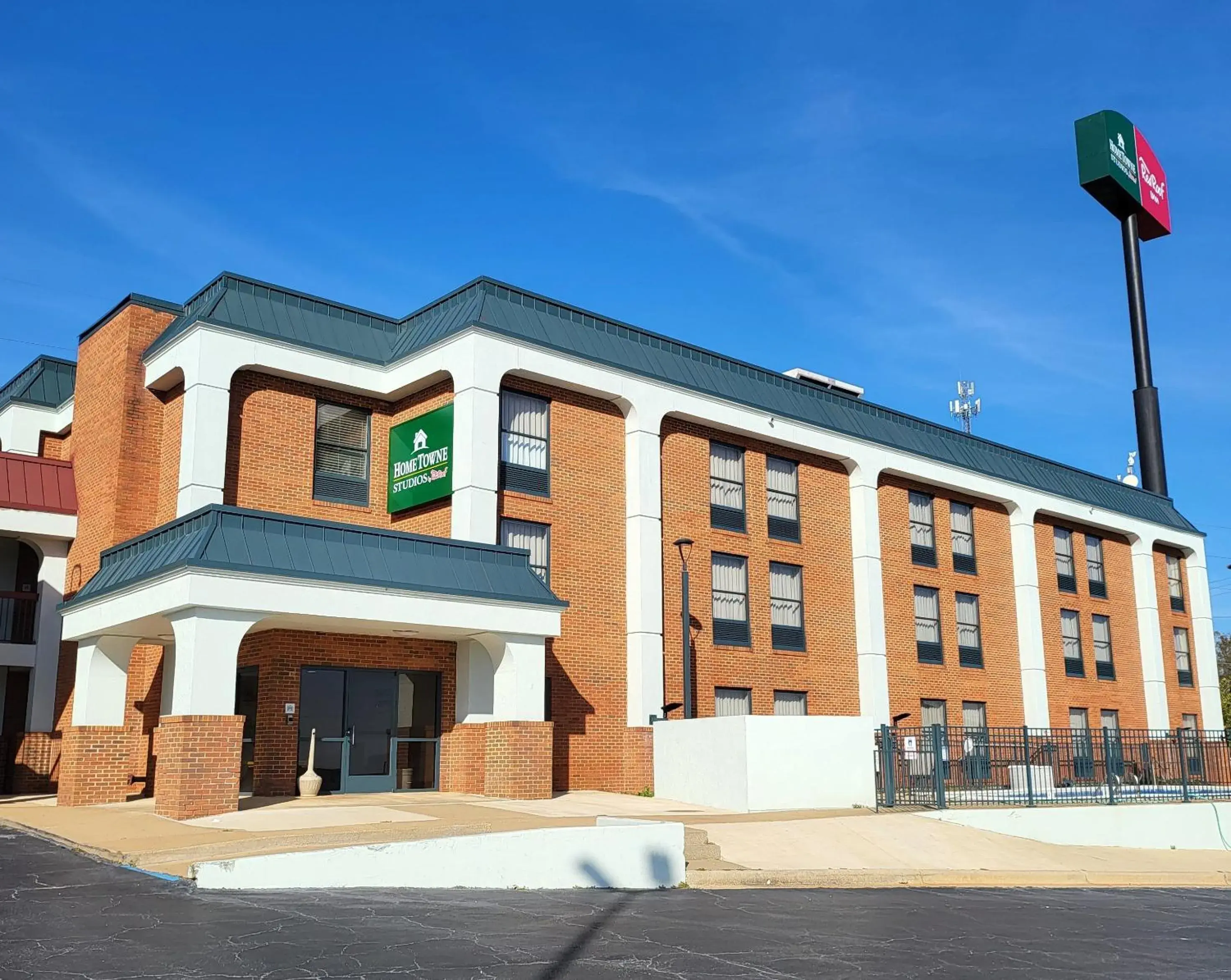 HomeTowne Studios by Red Roof Prattville HomeTowne Studios by Red Roof Prattville