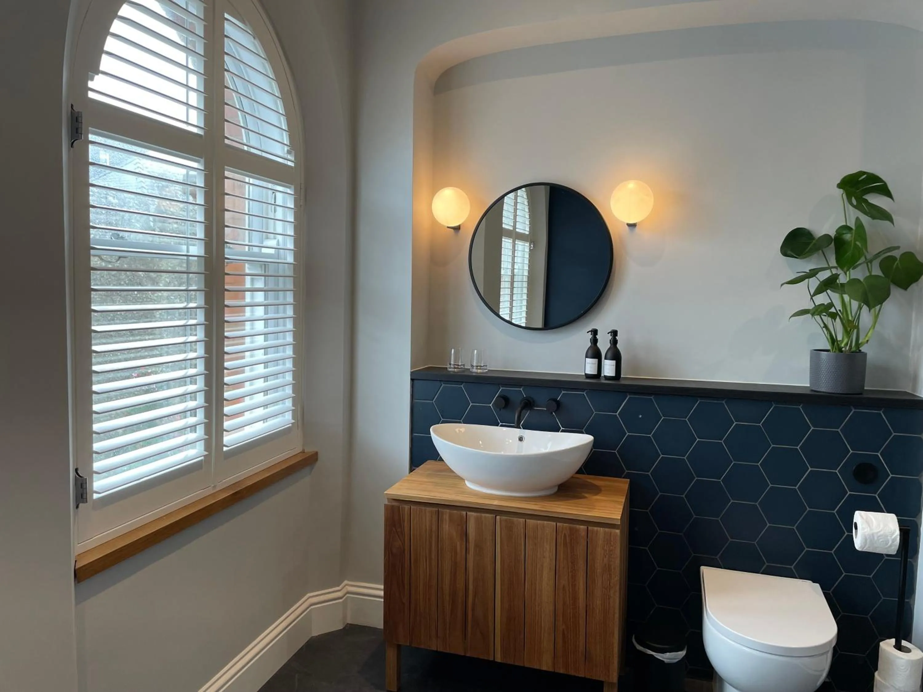 Bathroom in Rooms at Allium