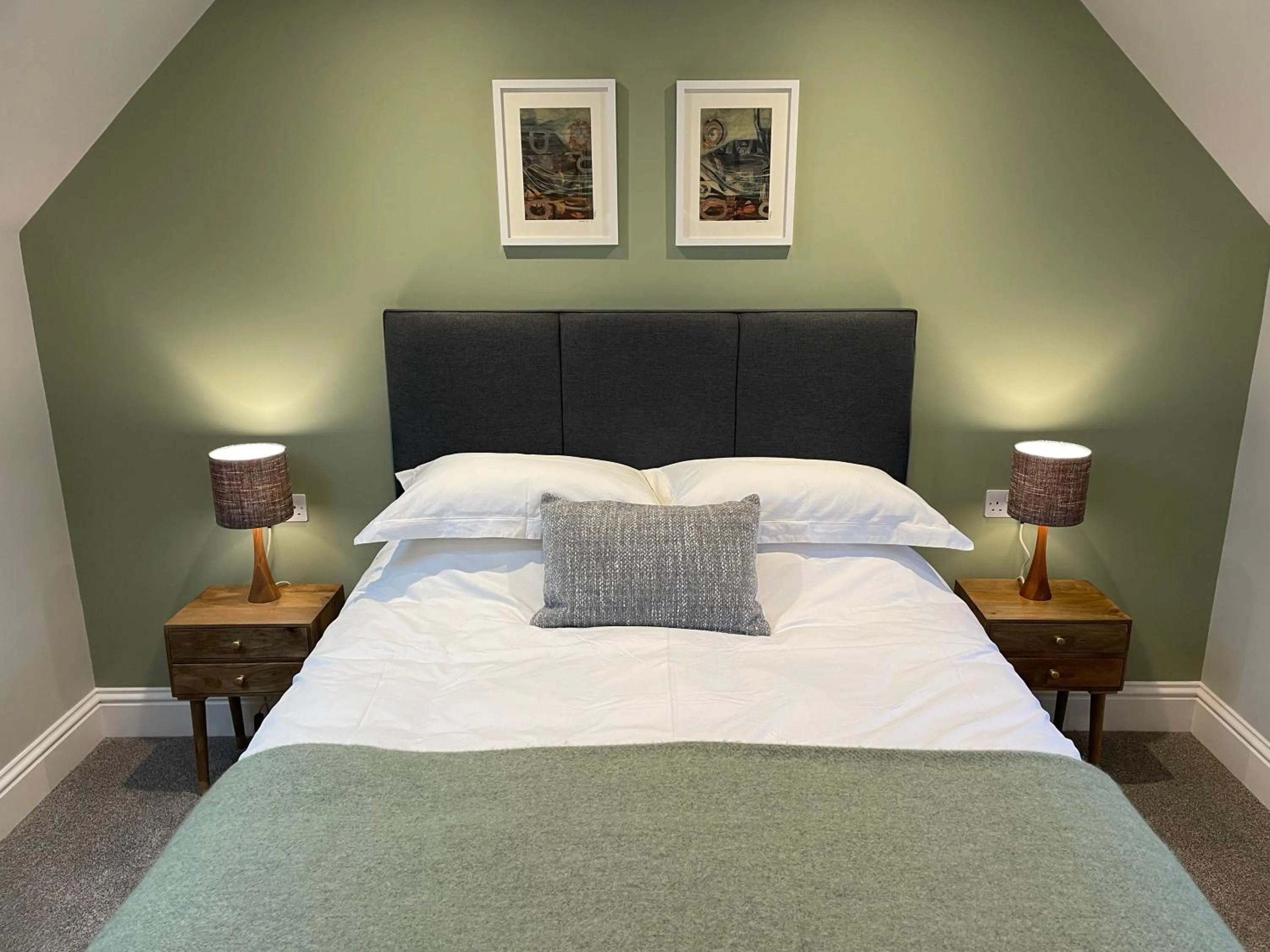 Photo of the whole room, Bed in Rooms at Allium