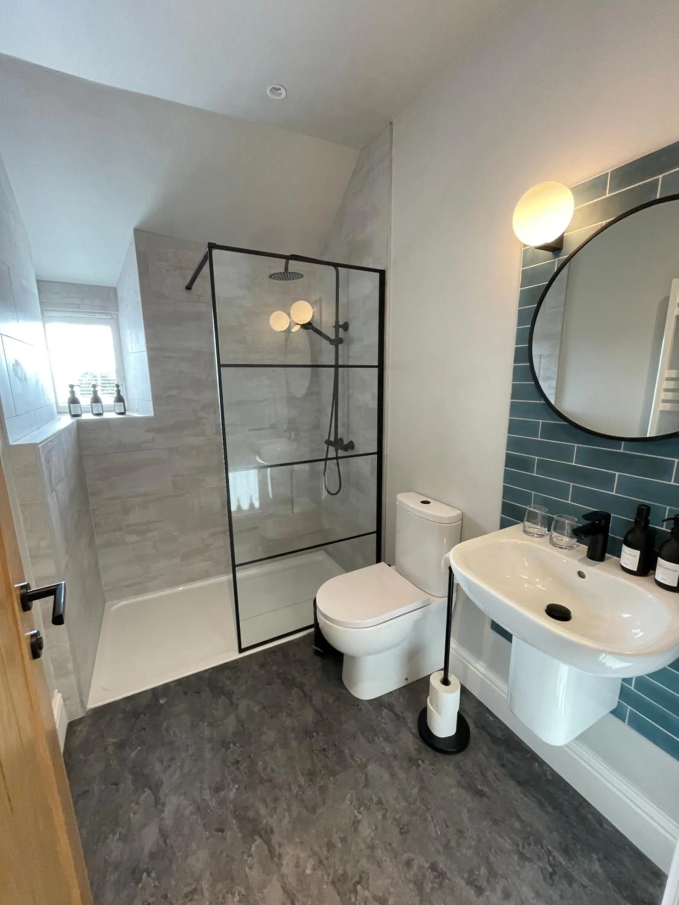 Shower in Rooms at Allium