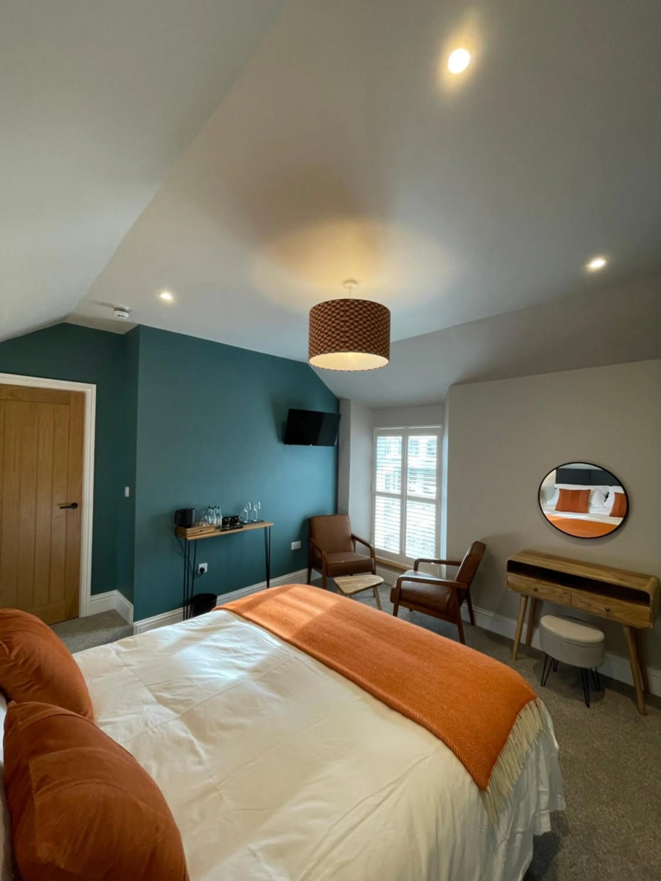 TV and multimedia, Bed in Rooms at Allium