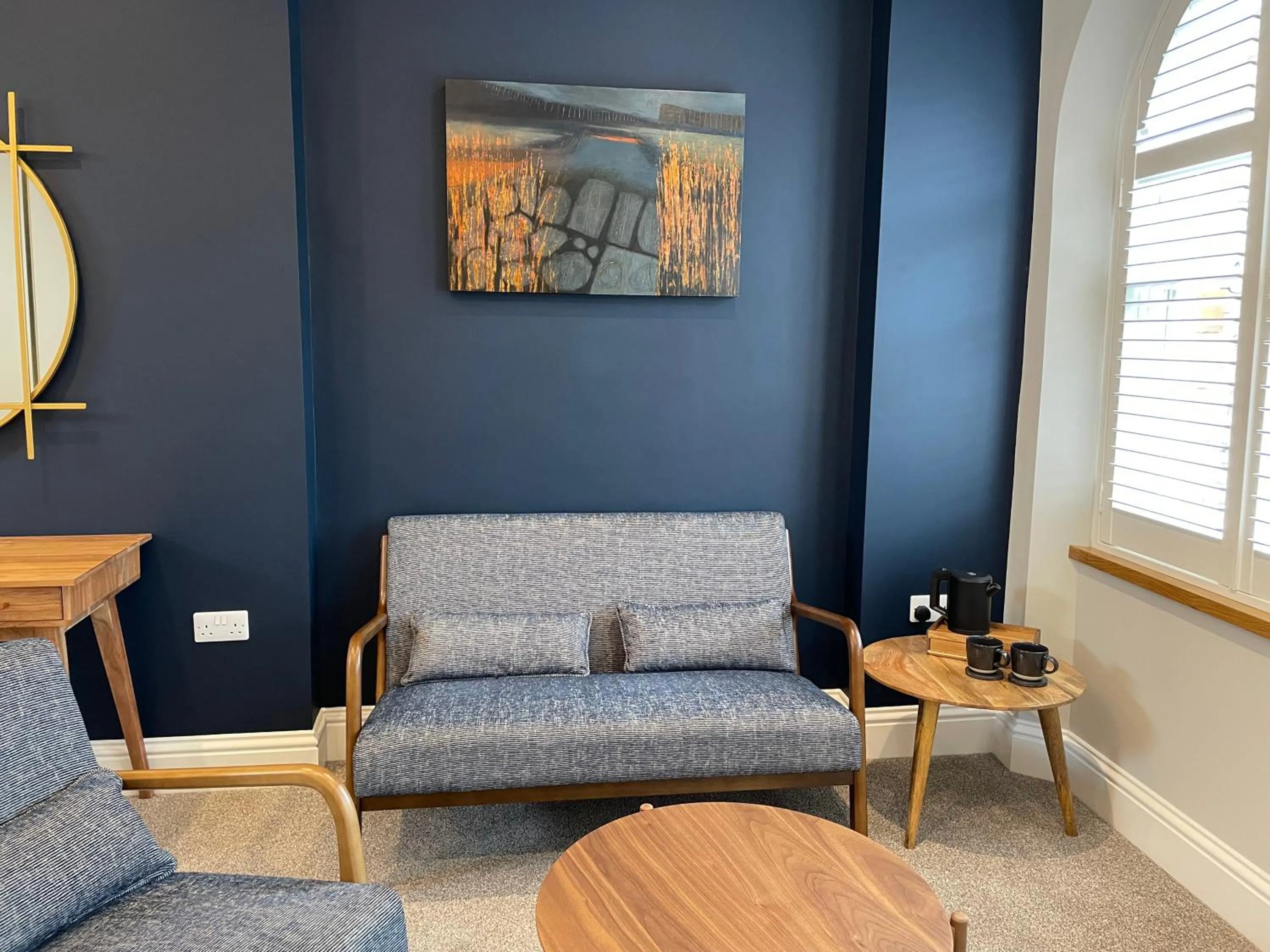 Seating area in Rooms at Allium