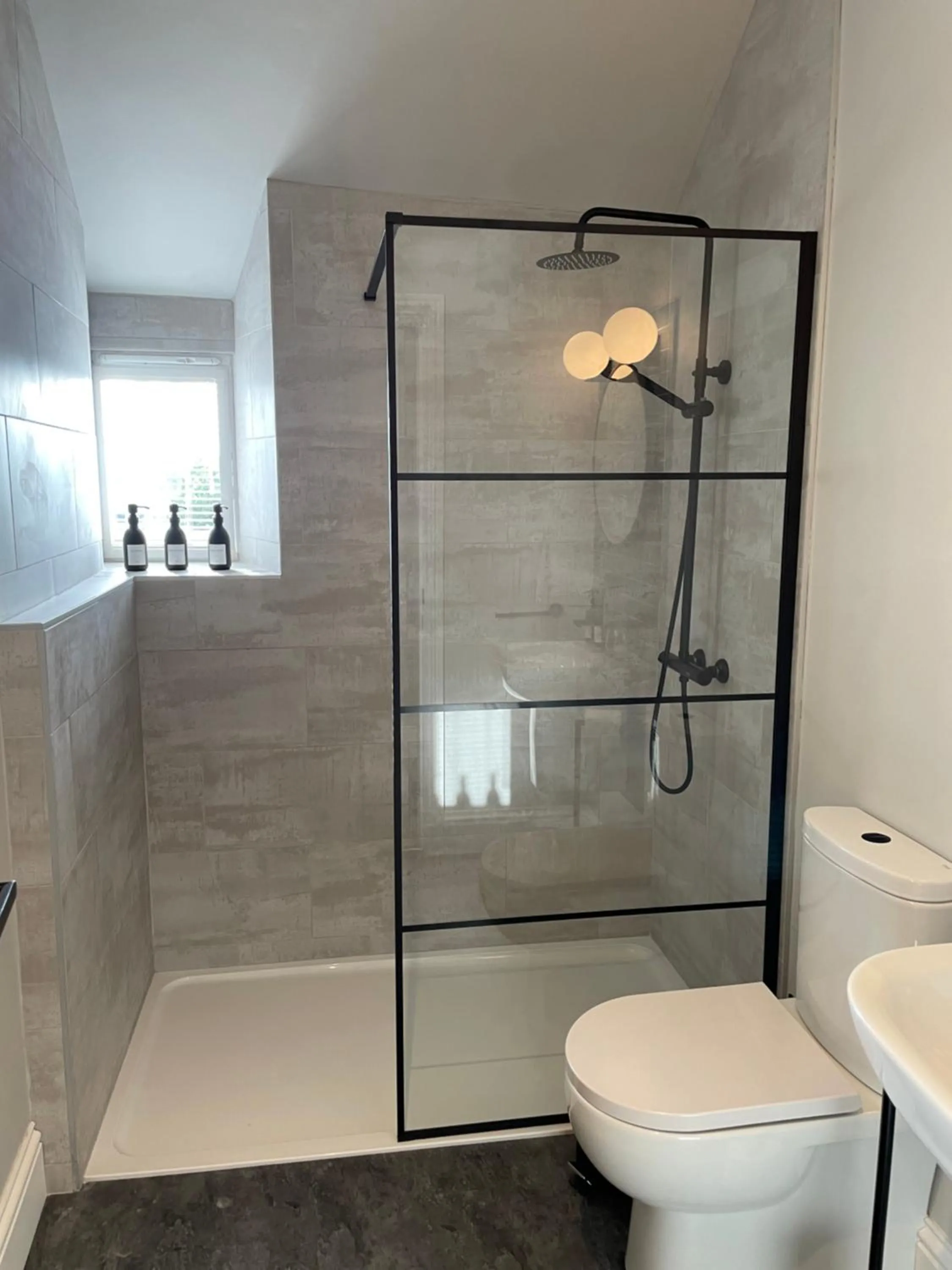 Shower in Rooms at Allium