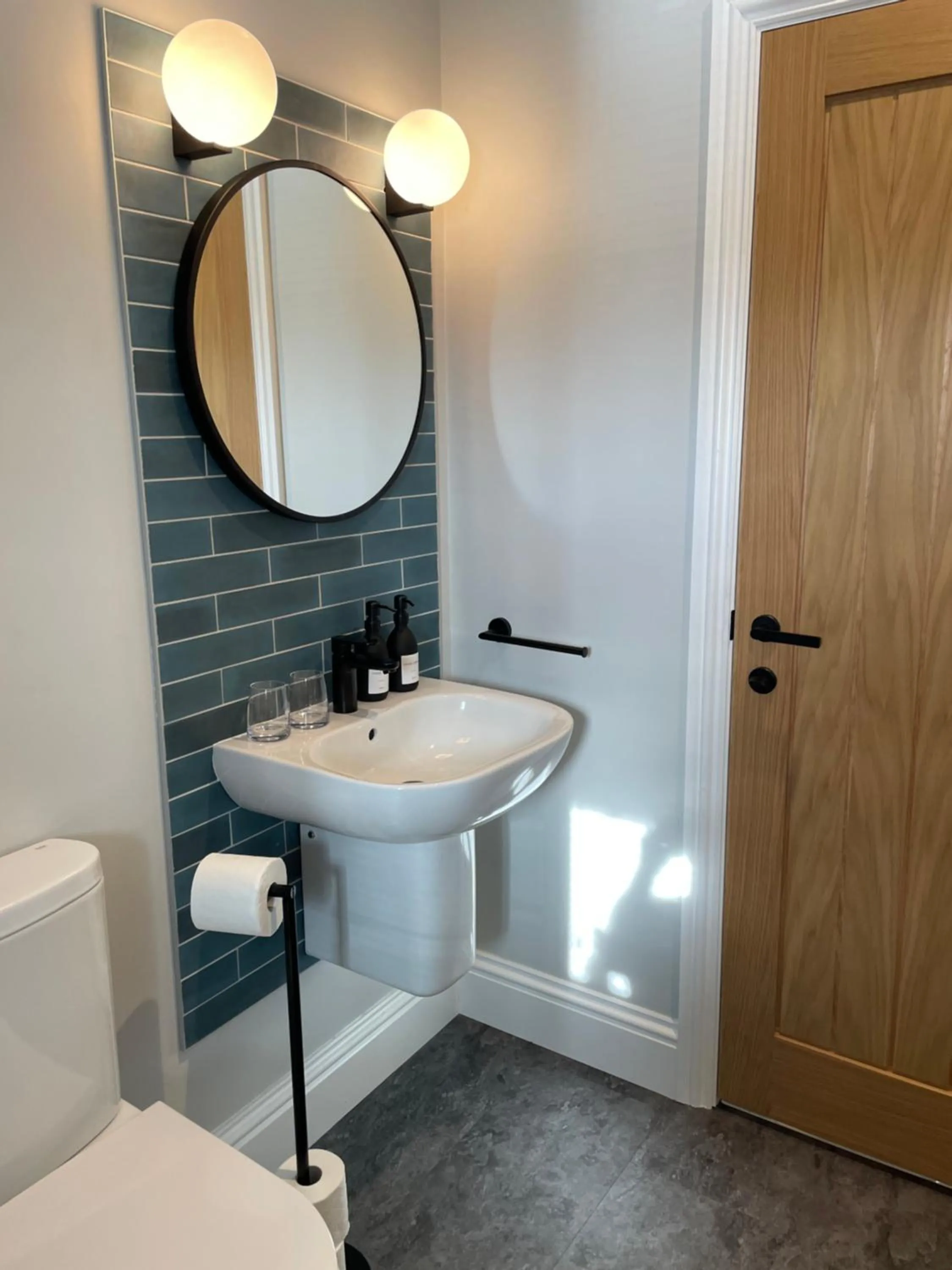 Bathroom in Rooms at Allium