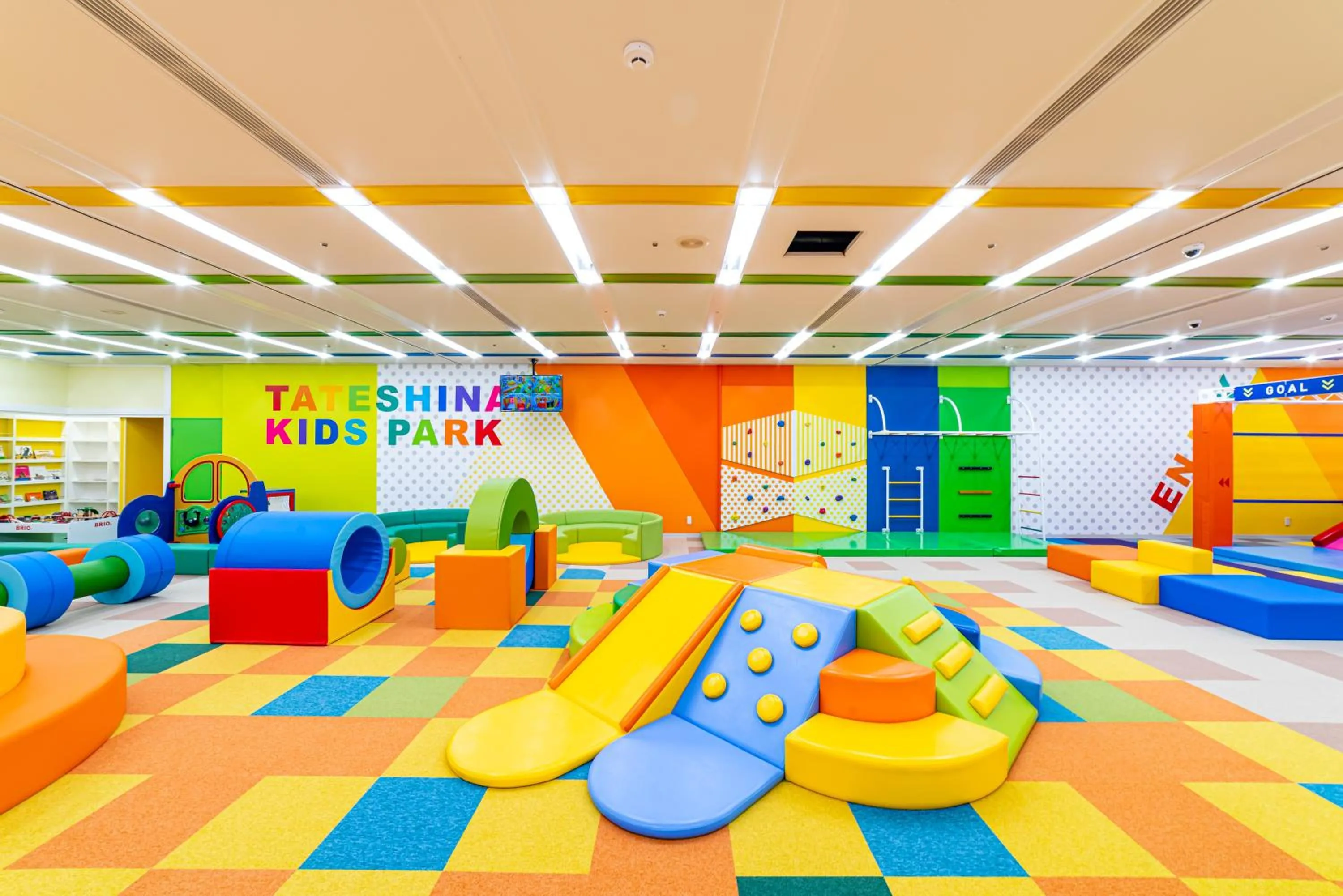 children in Tateshina Grand Hotel Takinoyu