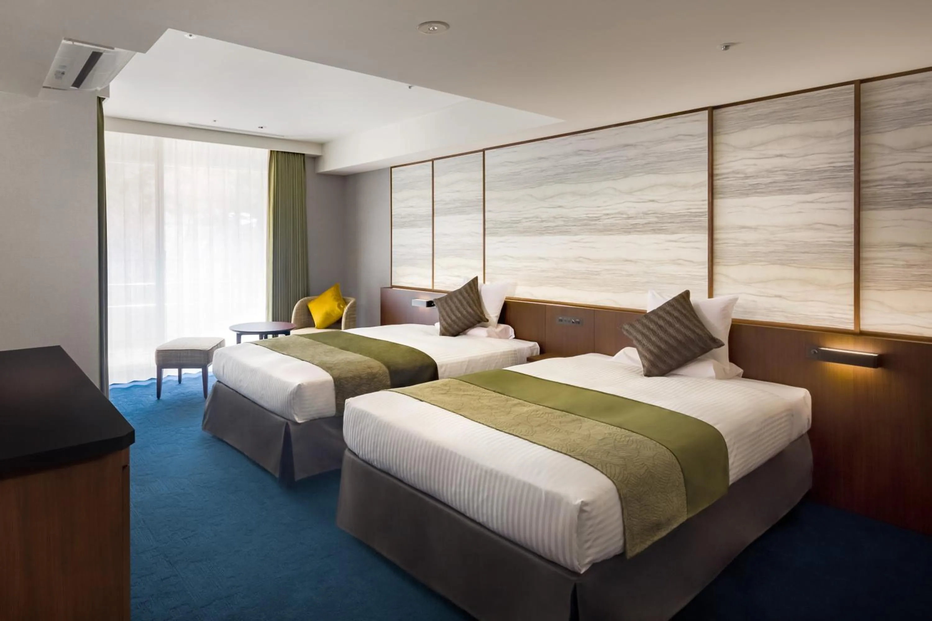 Photo of the whole room, Bed in Tateshina Grand Hotel Takinoyu