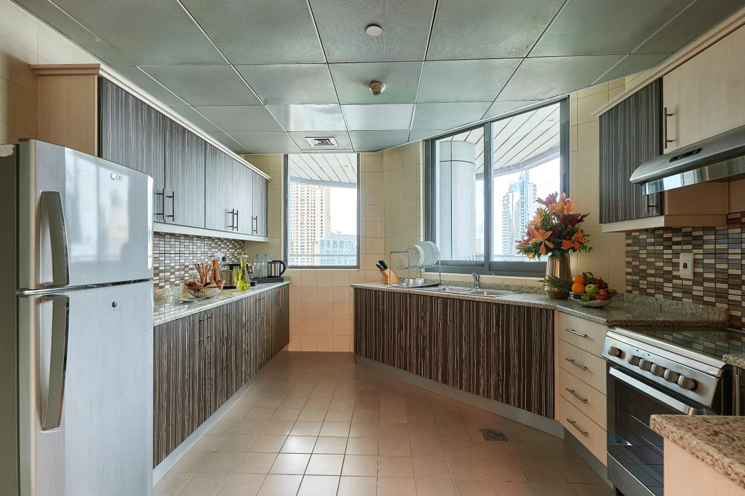 kitchen in City Premiere Marina Hotel Apartments