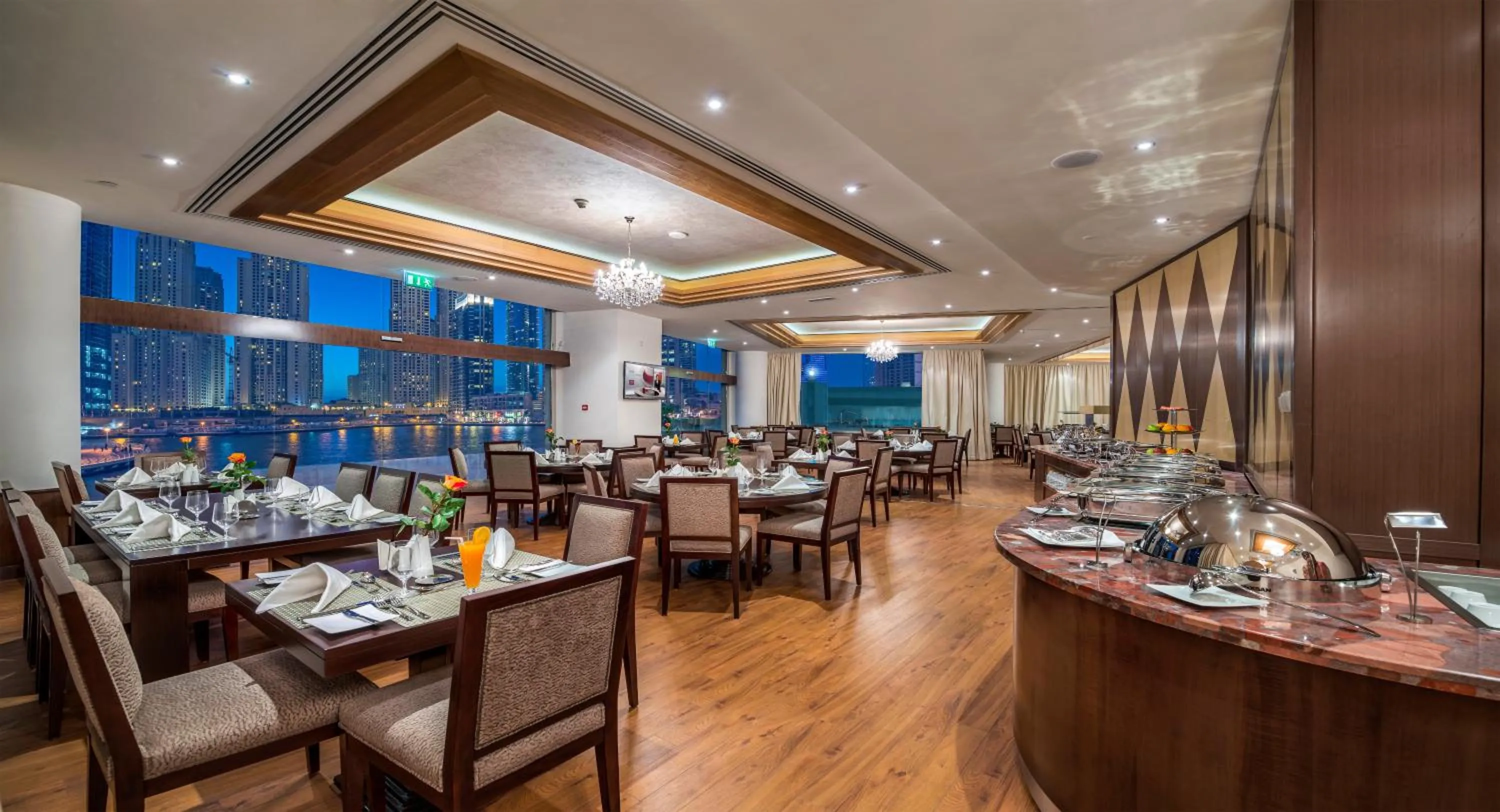 Restaurant/places to eat in City Premiere Marina Hotel Apartments
