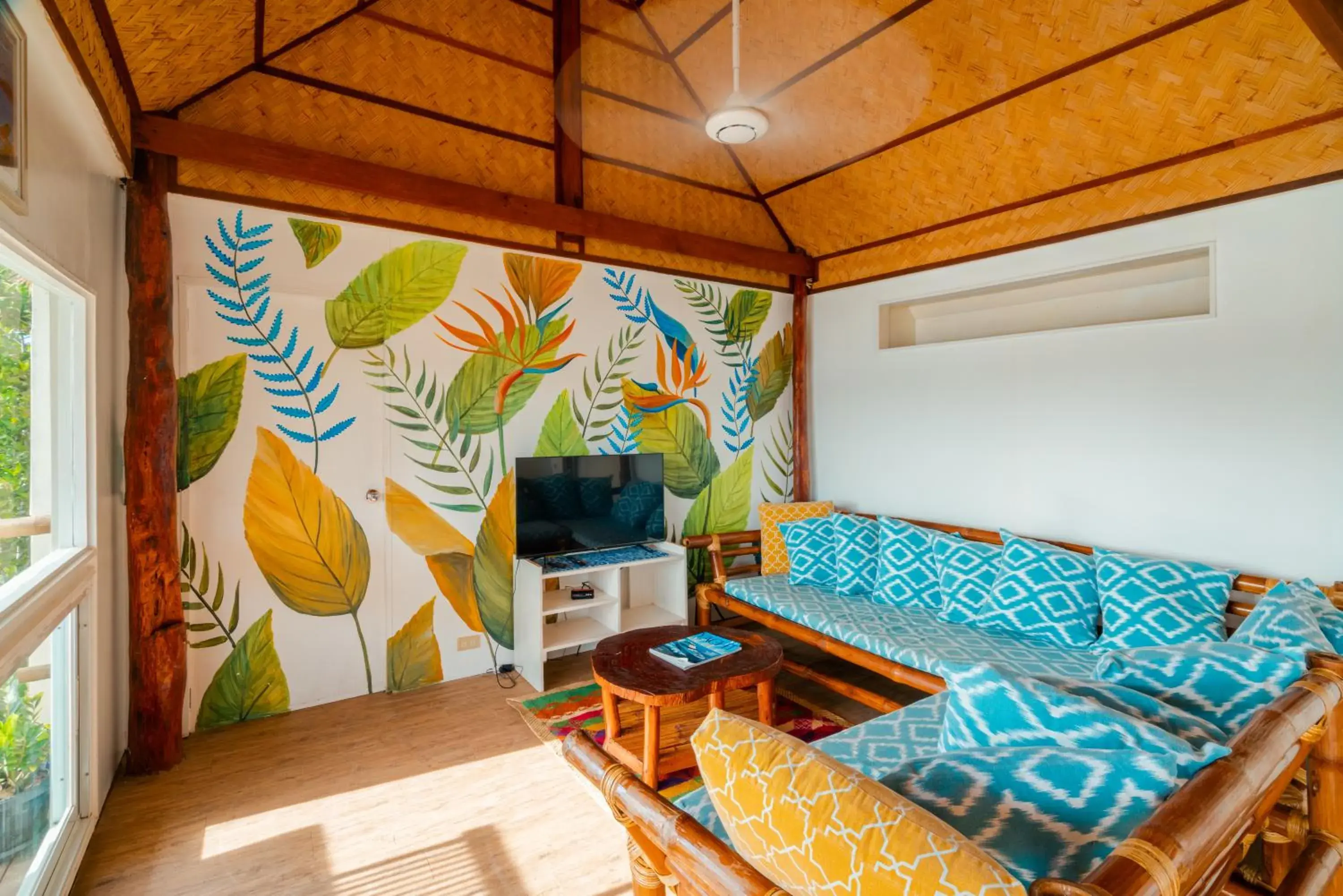 Family Room with Sea View in Marina del Sol Resort & Yacht Club Family Room with Sea View in Marina del Sol Resort & Yacht Club