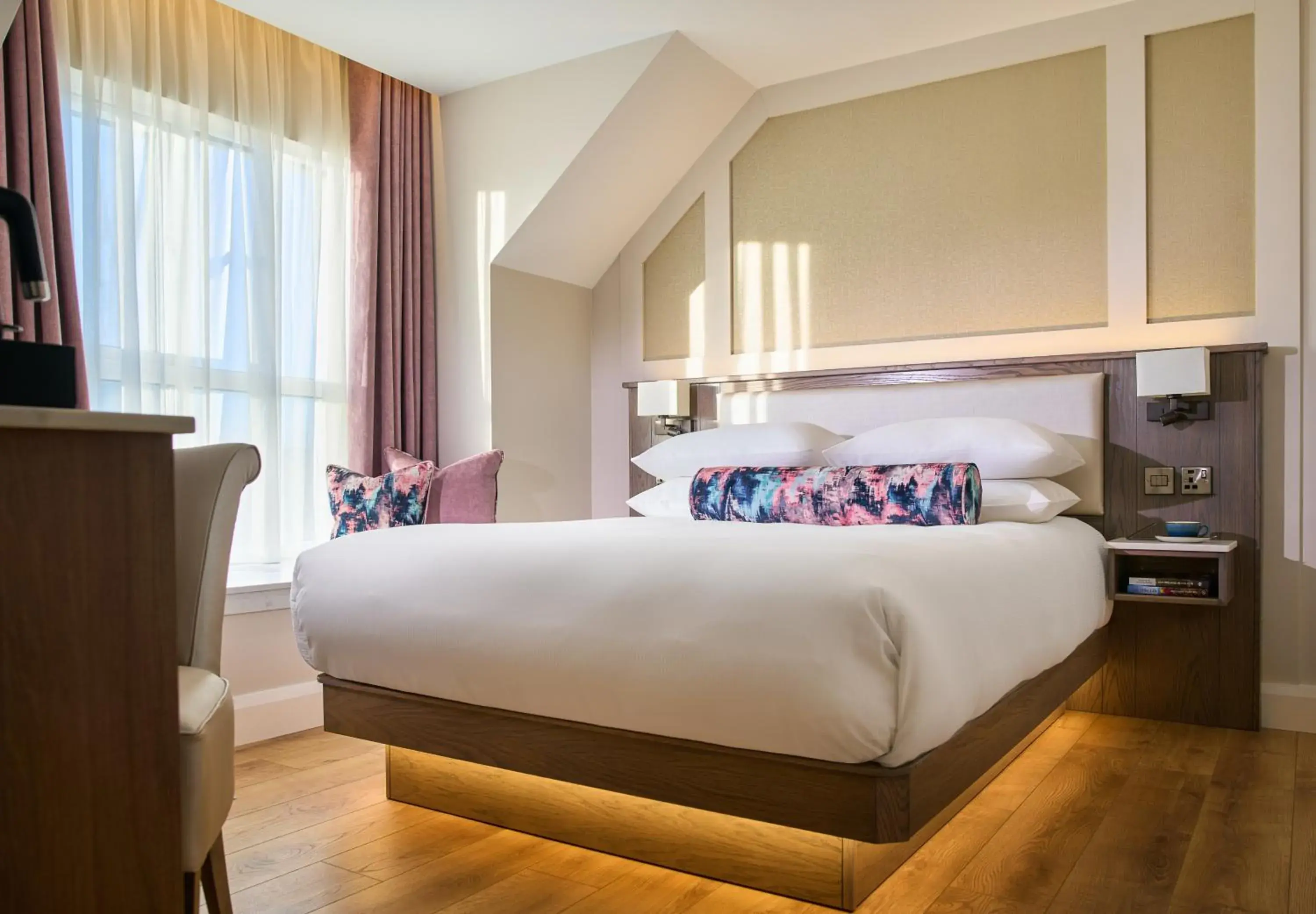 Photo of the whole room, Bed in The James Hotel Photo of the whole room, Bed in The James Hotel