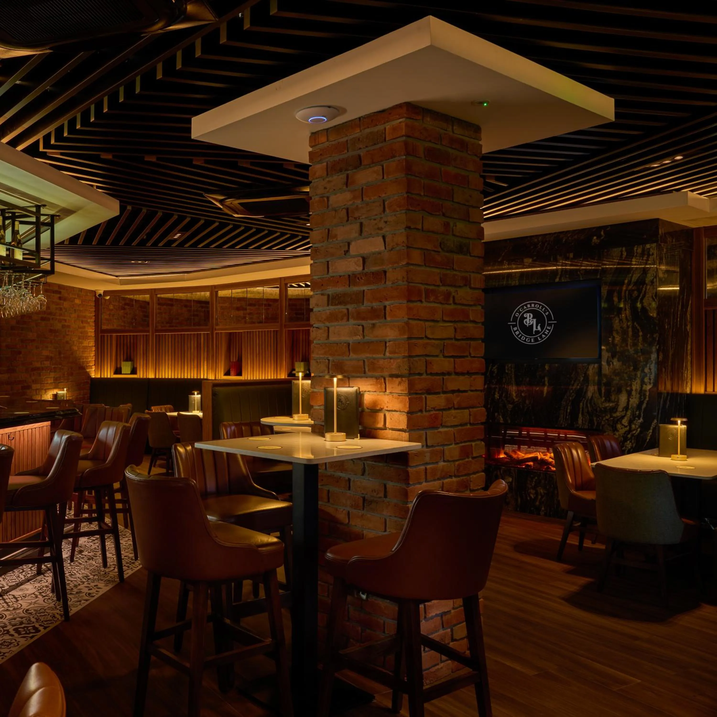 Lounge or bar in The James Hotel