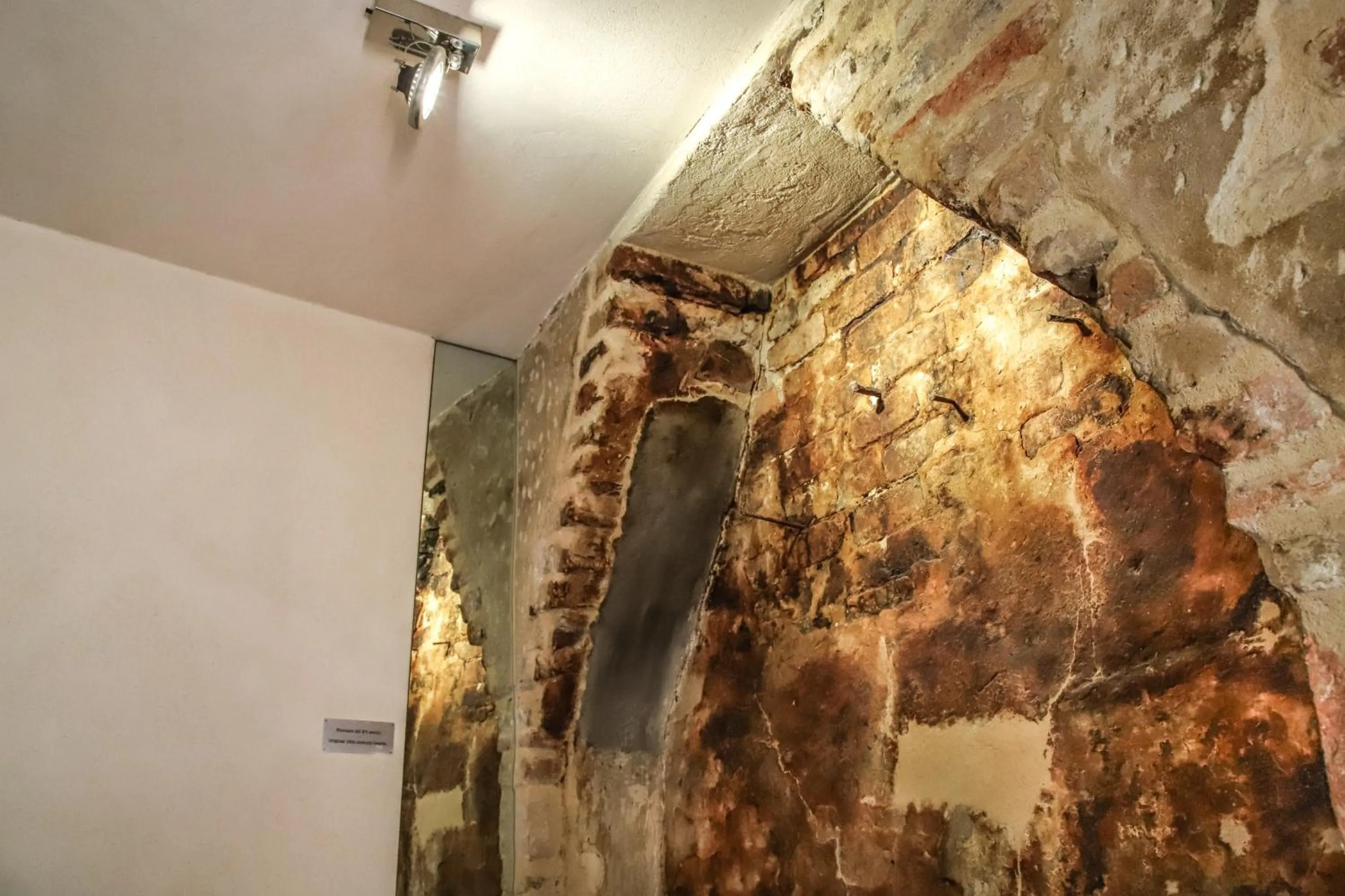 Decorative detail in Locanda Ponte Dante