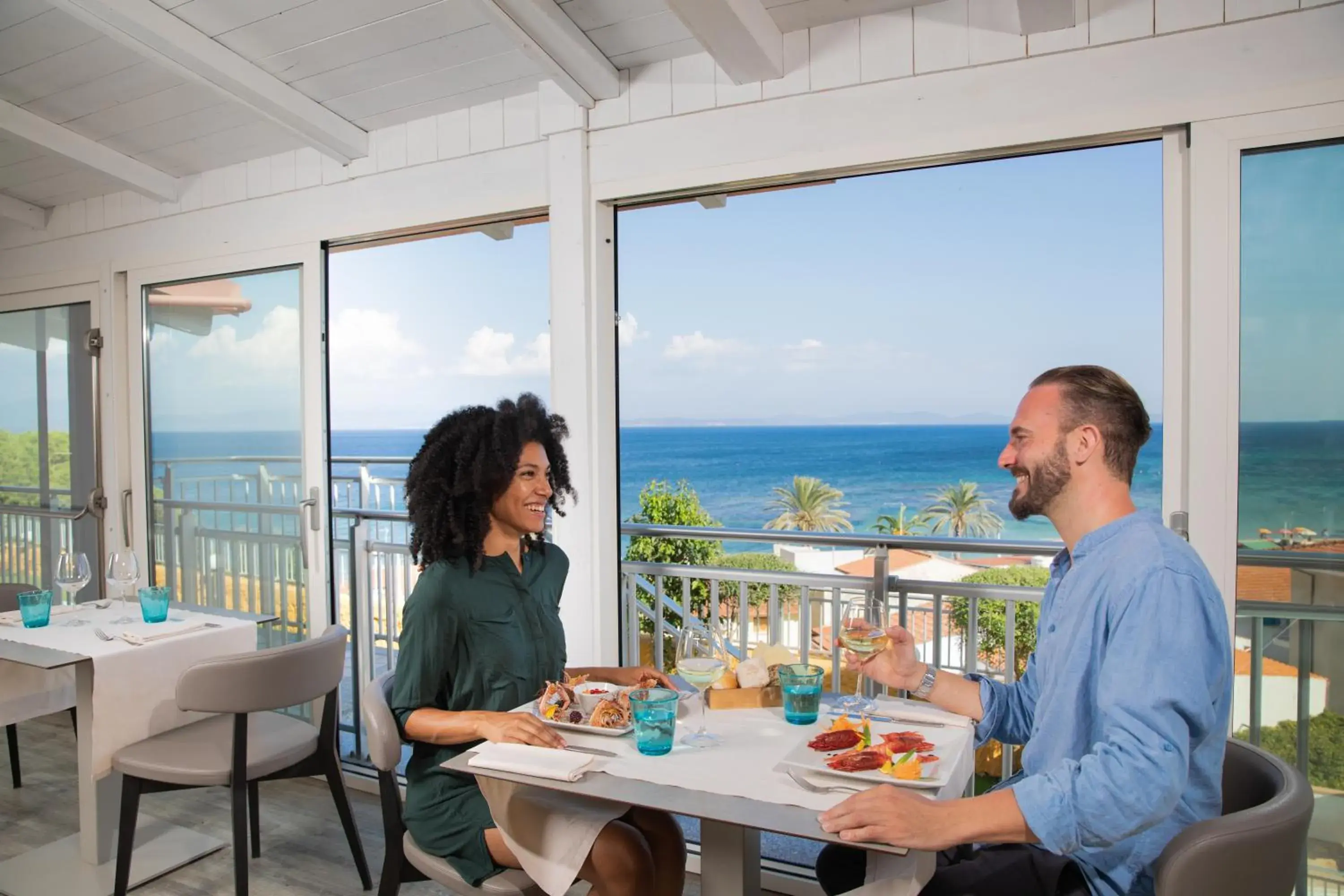 Restaurant/places to eat in Lu' Hotel Maladroxia Restaurant/places to eat in Lu' Hotel Maladroxia