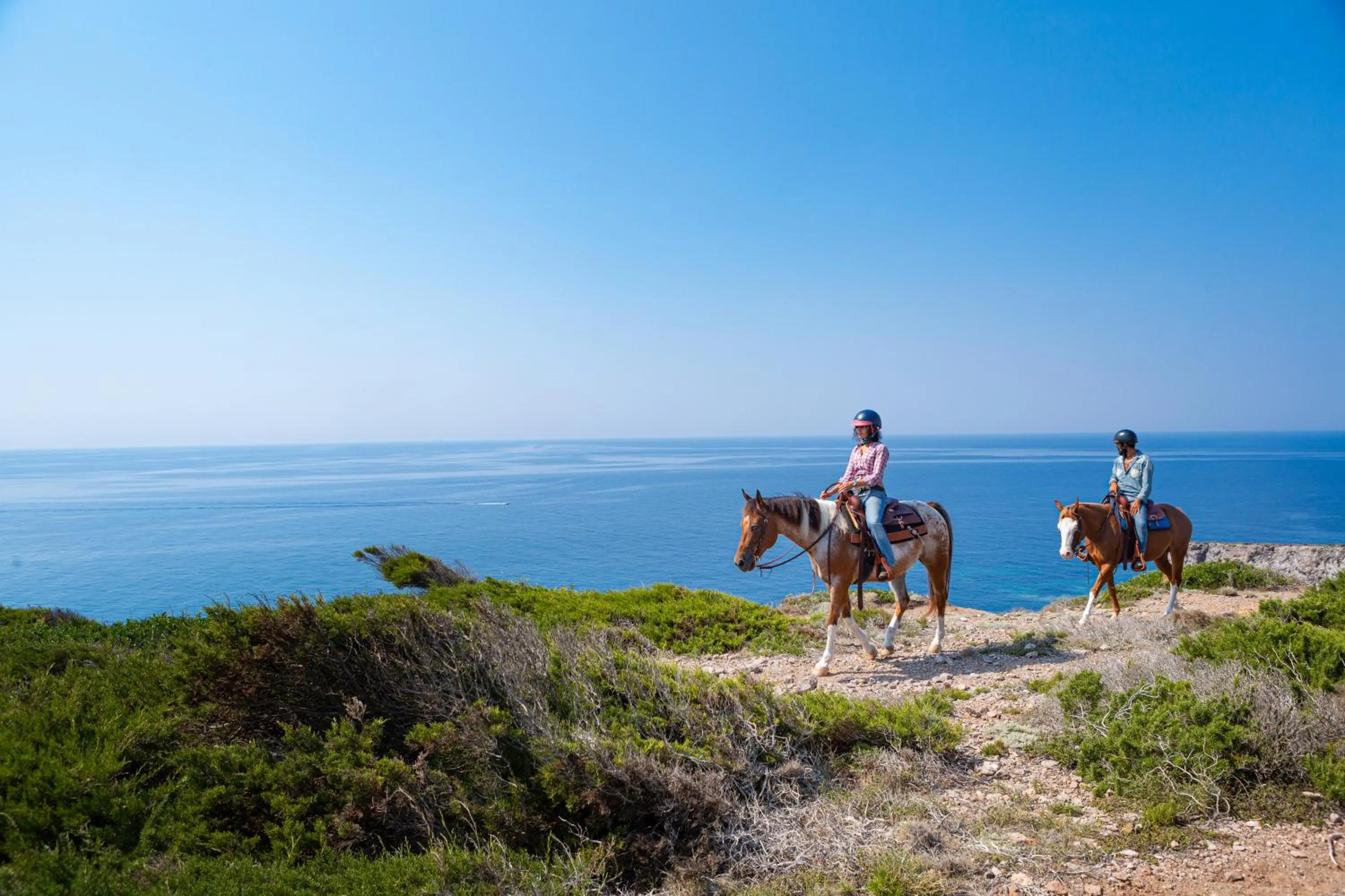 Horse-riding in Lu' Hotel Maladroxia