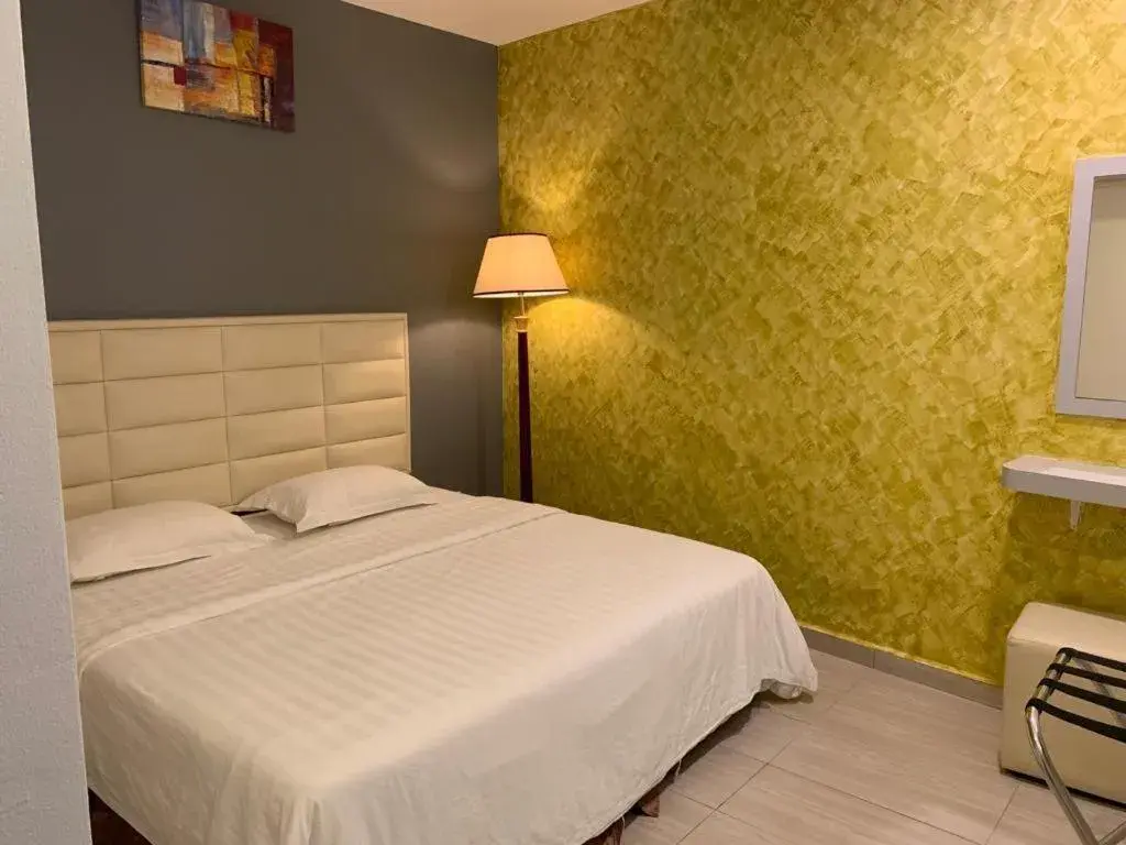 Bed in Fortune Hotel Bed in Fortune Hotel